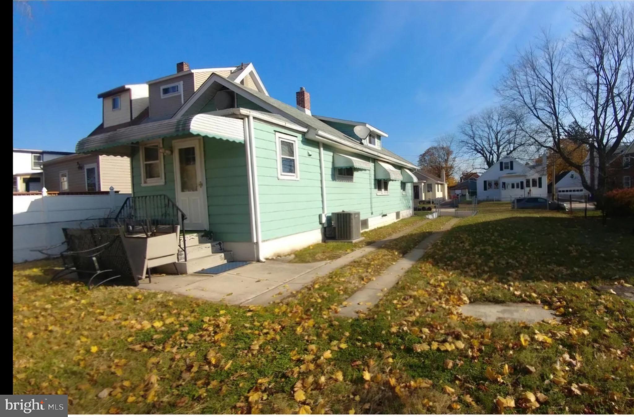 YORKTOWN CROSSING - Residential