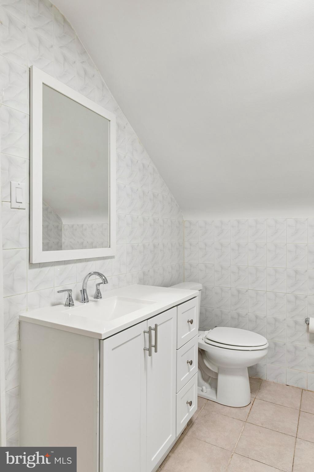 LANSDALE - Residential