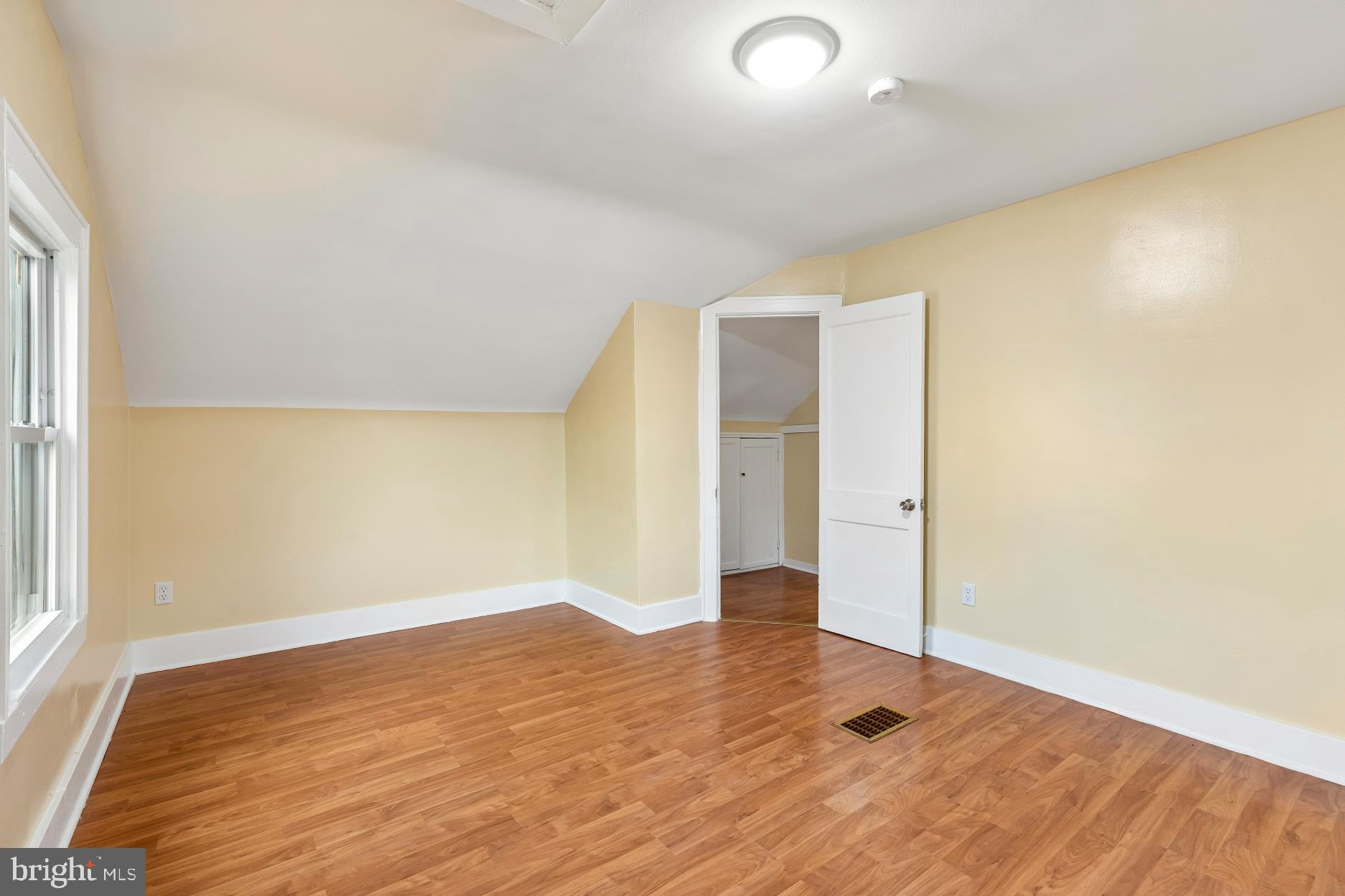 LANSDALE - Residential