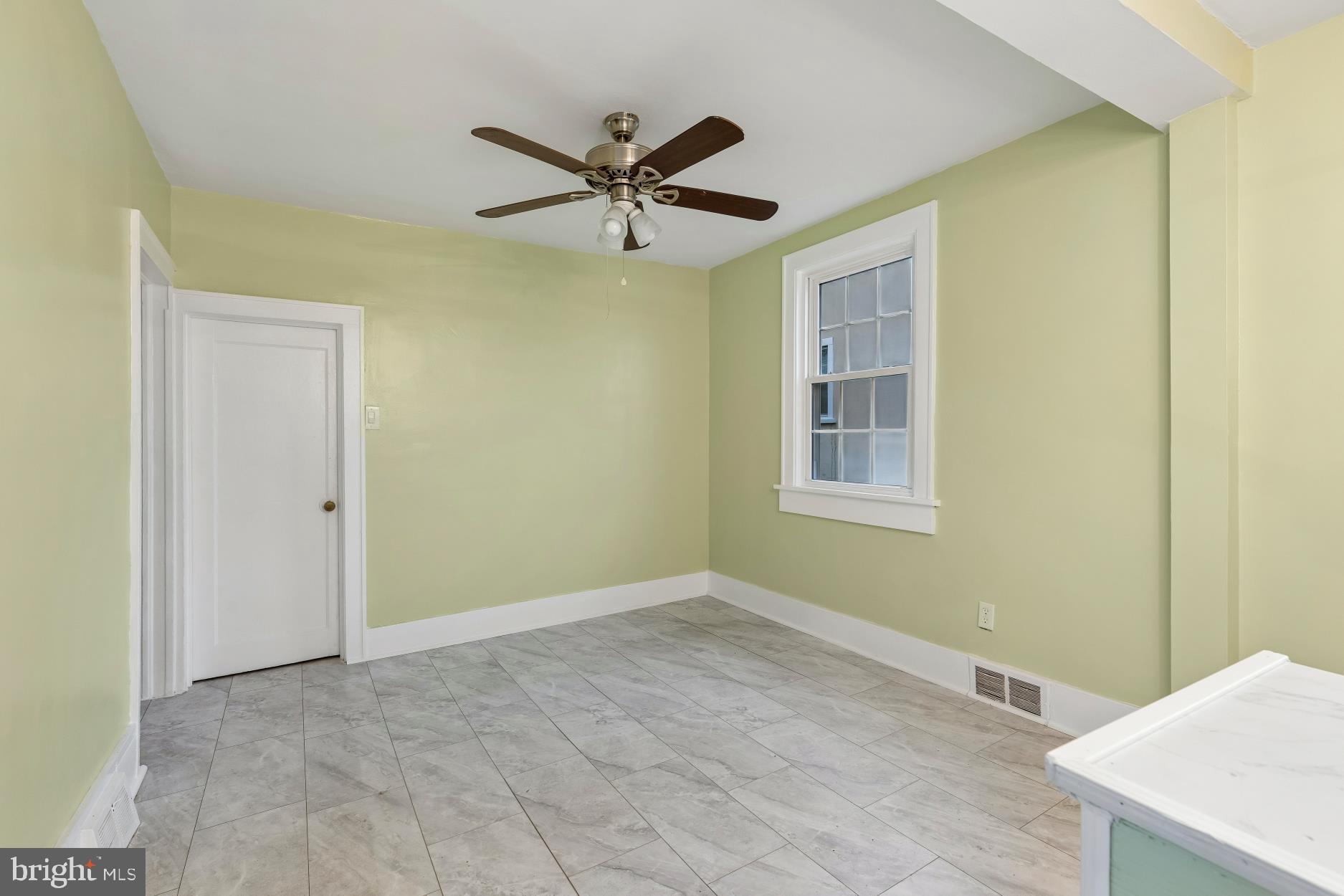 LANSDALE - Residential