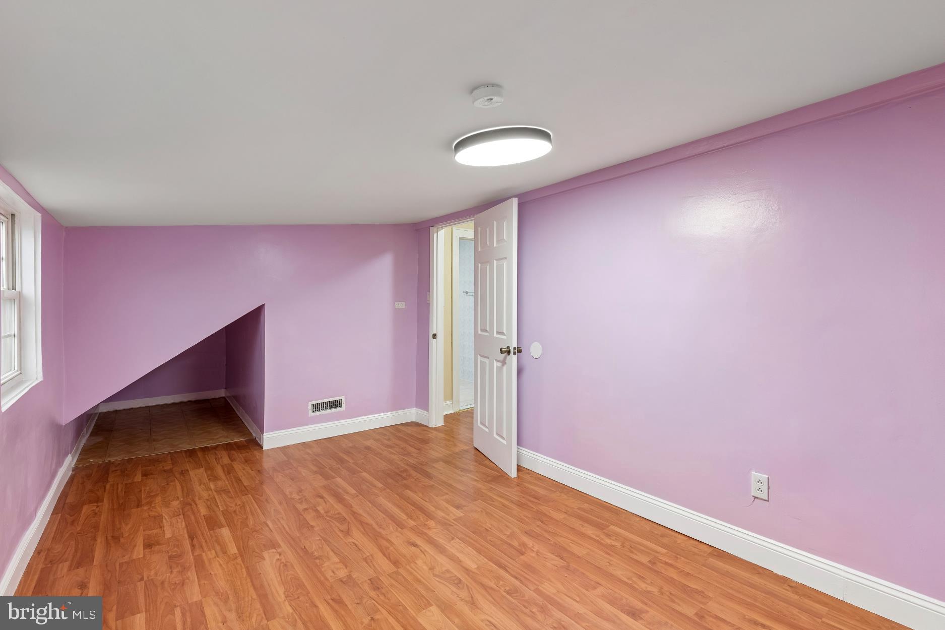 LANSDALE - Residential