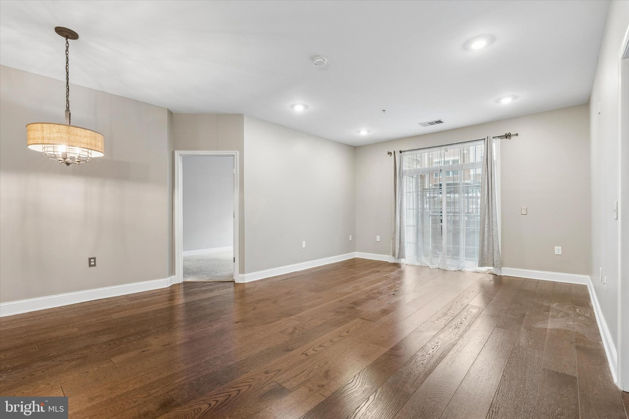 CONSHOHOCKEN - Residential