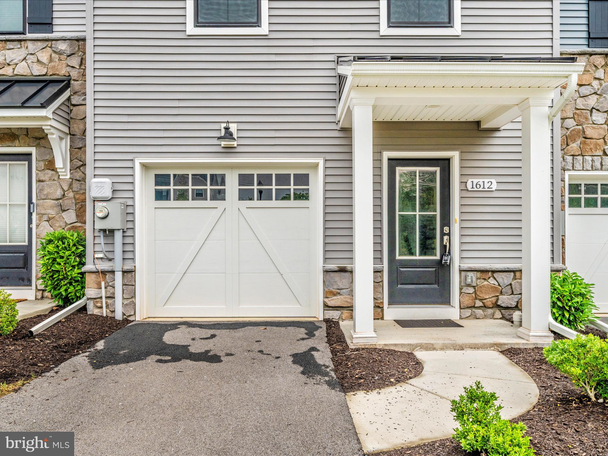 KELLERTON - Residential Lease