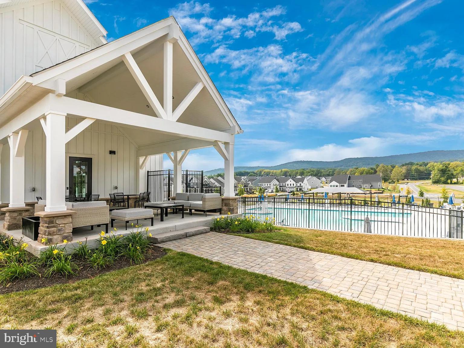 KELLERTON - Residential Lease