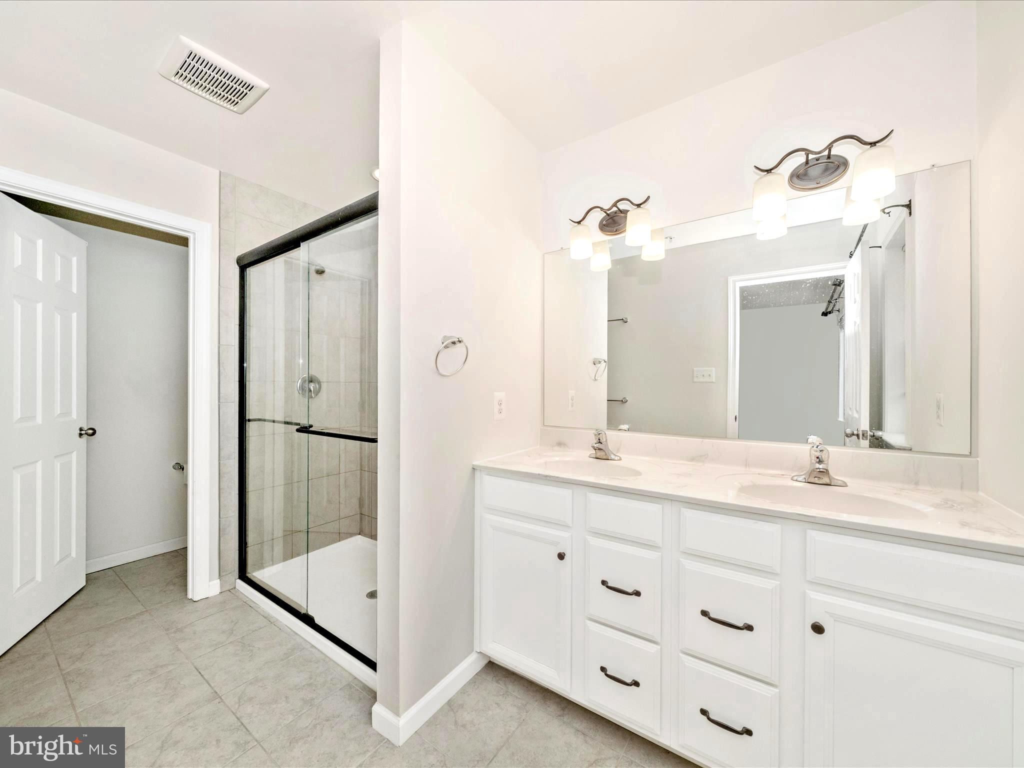 KELLERTON - Residential Lease