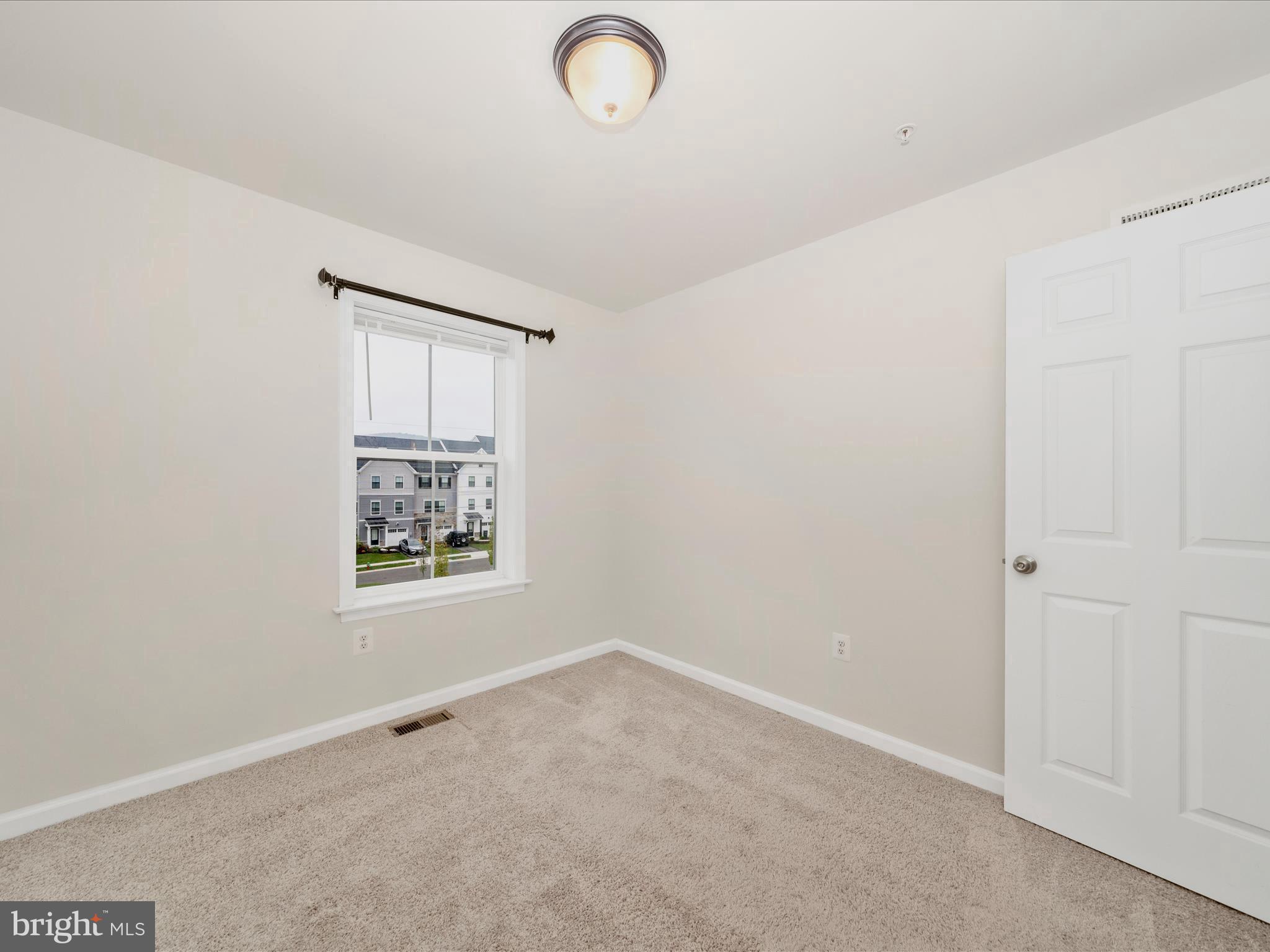 KELLERTON - Residential Lease