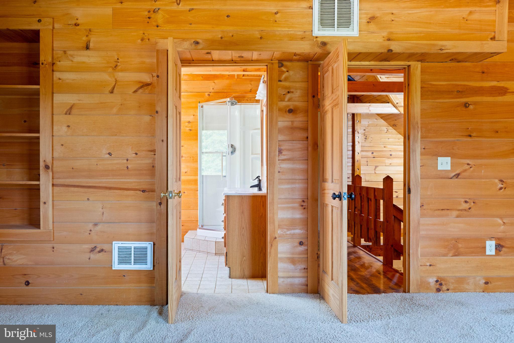 MOUNTAIN VIEW - Residential