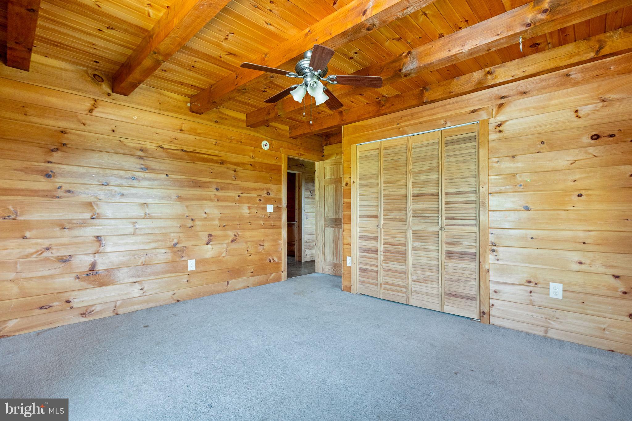 MOUNTAIN VIEW - Residential