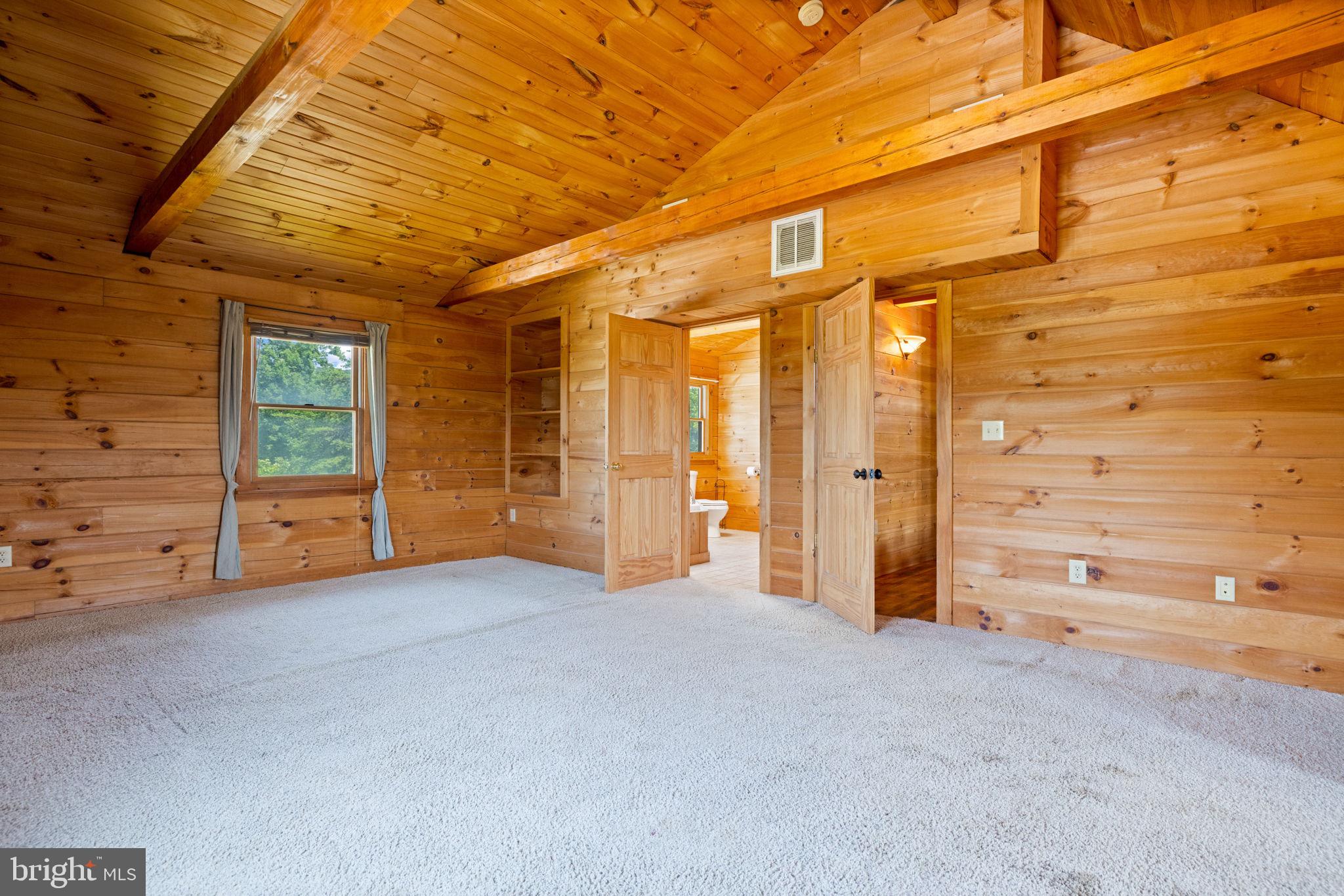 MOUNTAIN VIEW - Residential