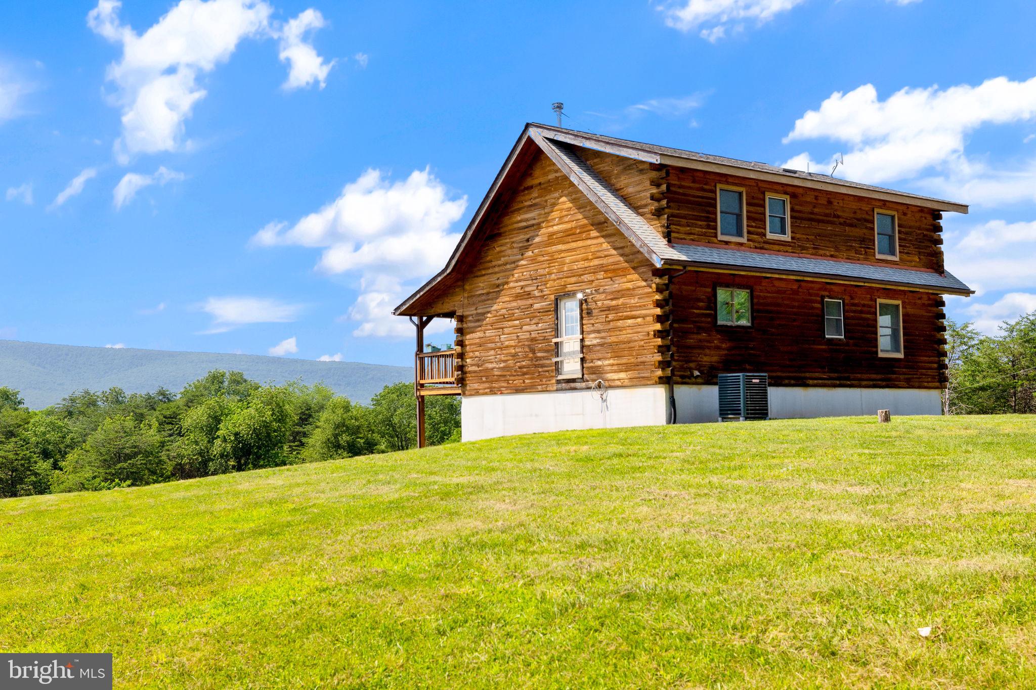 MOUNTAIN VIEW - Residential