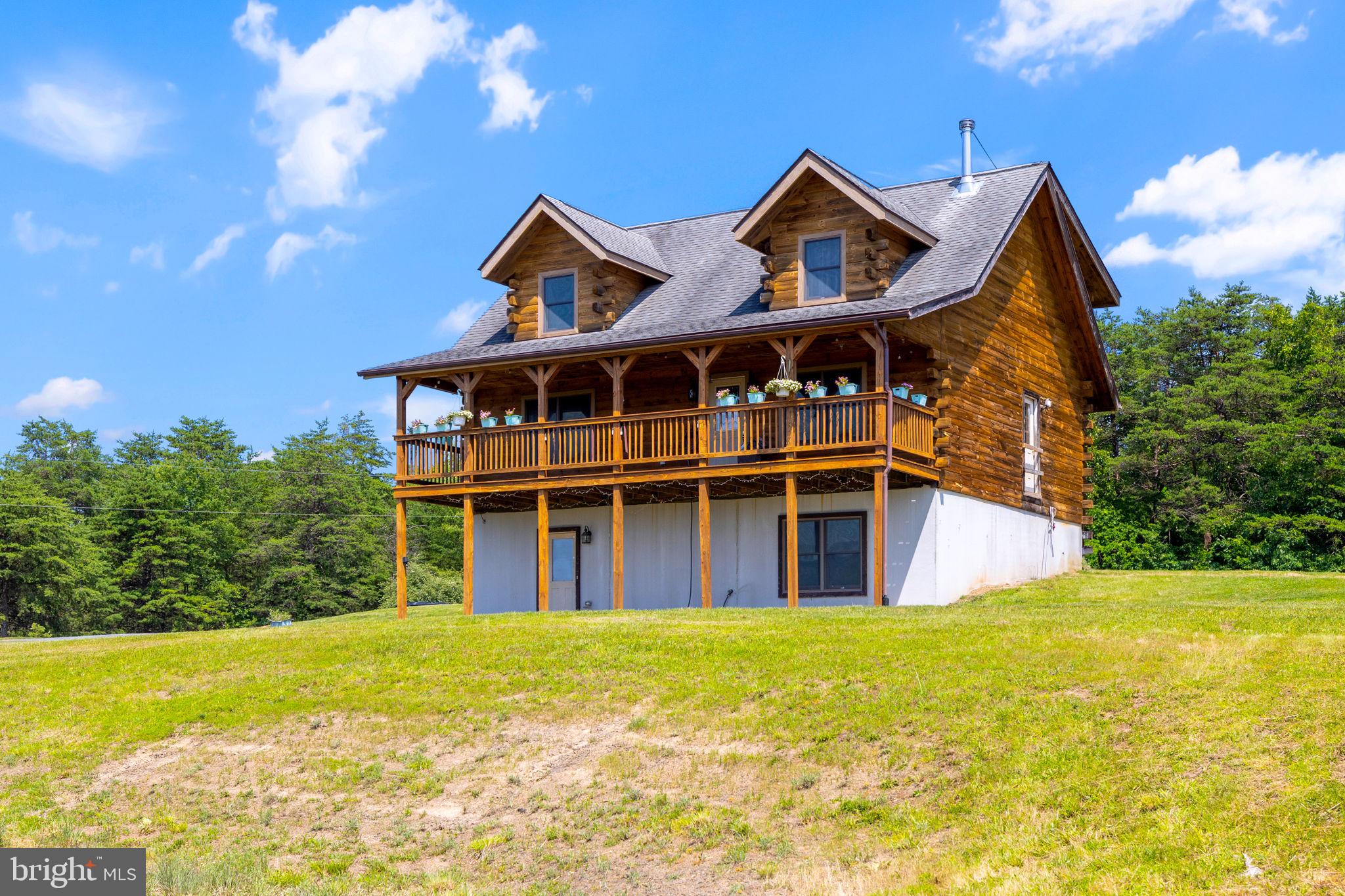 MOUNTAIN VIEW - Residential