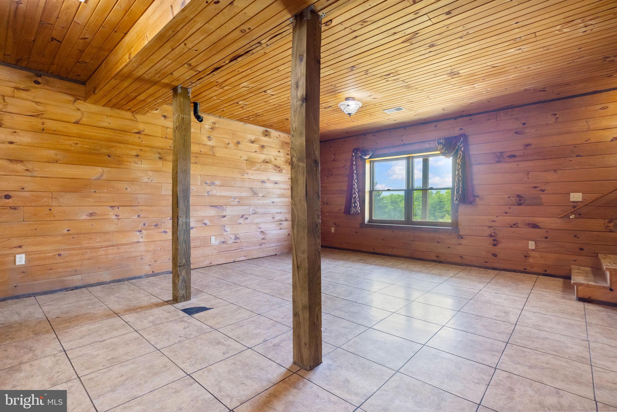 MOUNTAIN VIEW - Residential