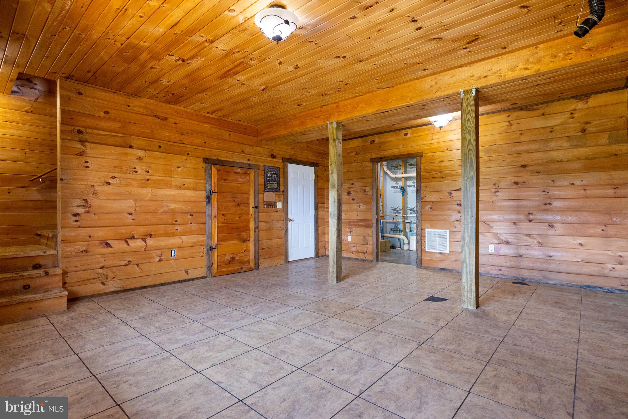 MOUNTAIN VIEW - Residential