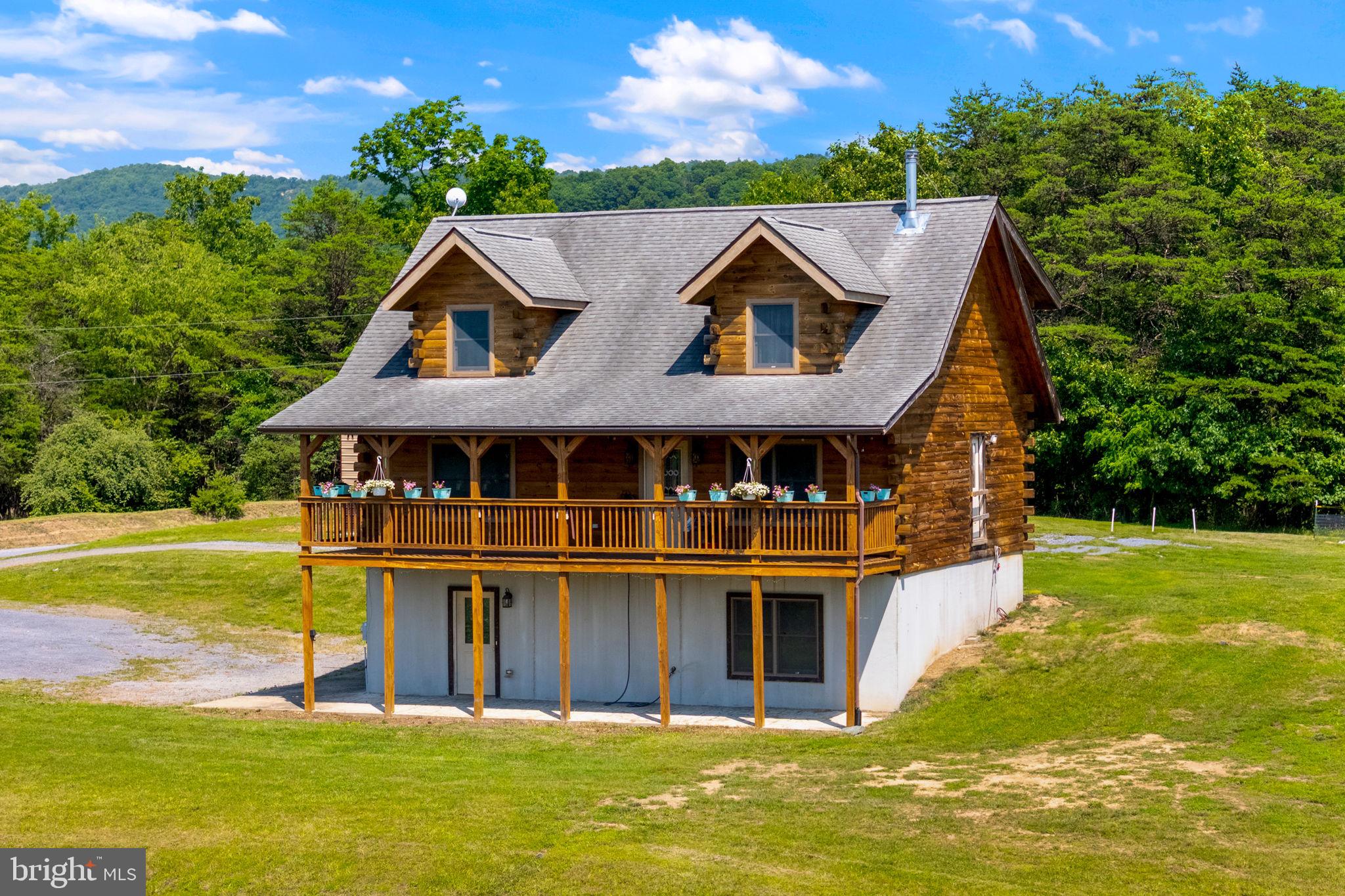 MOUNTAIN VIEW - Residential