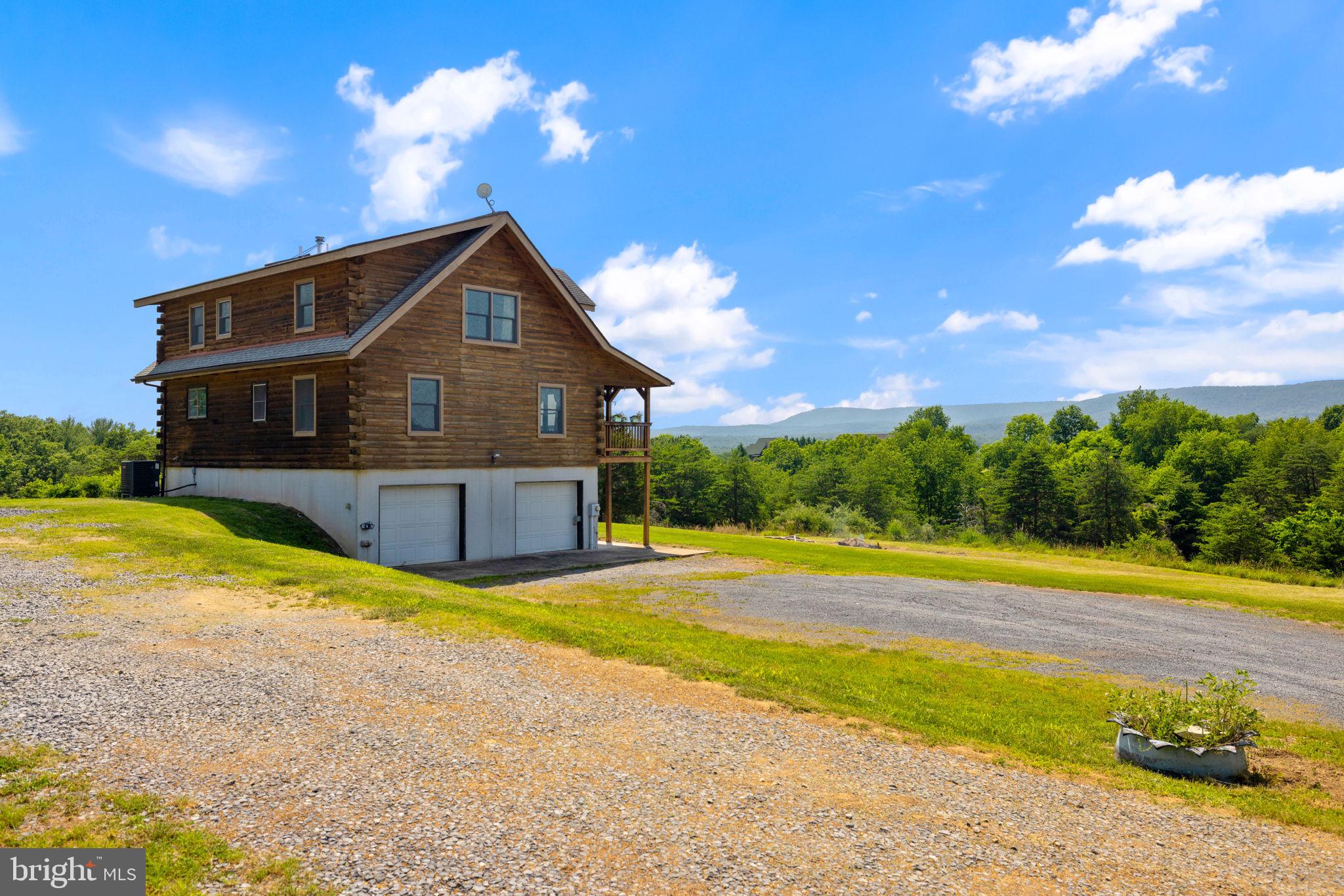 MOUNTAIN VIEW - Residential