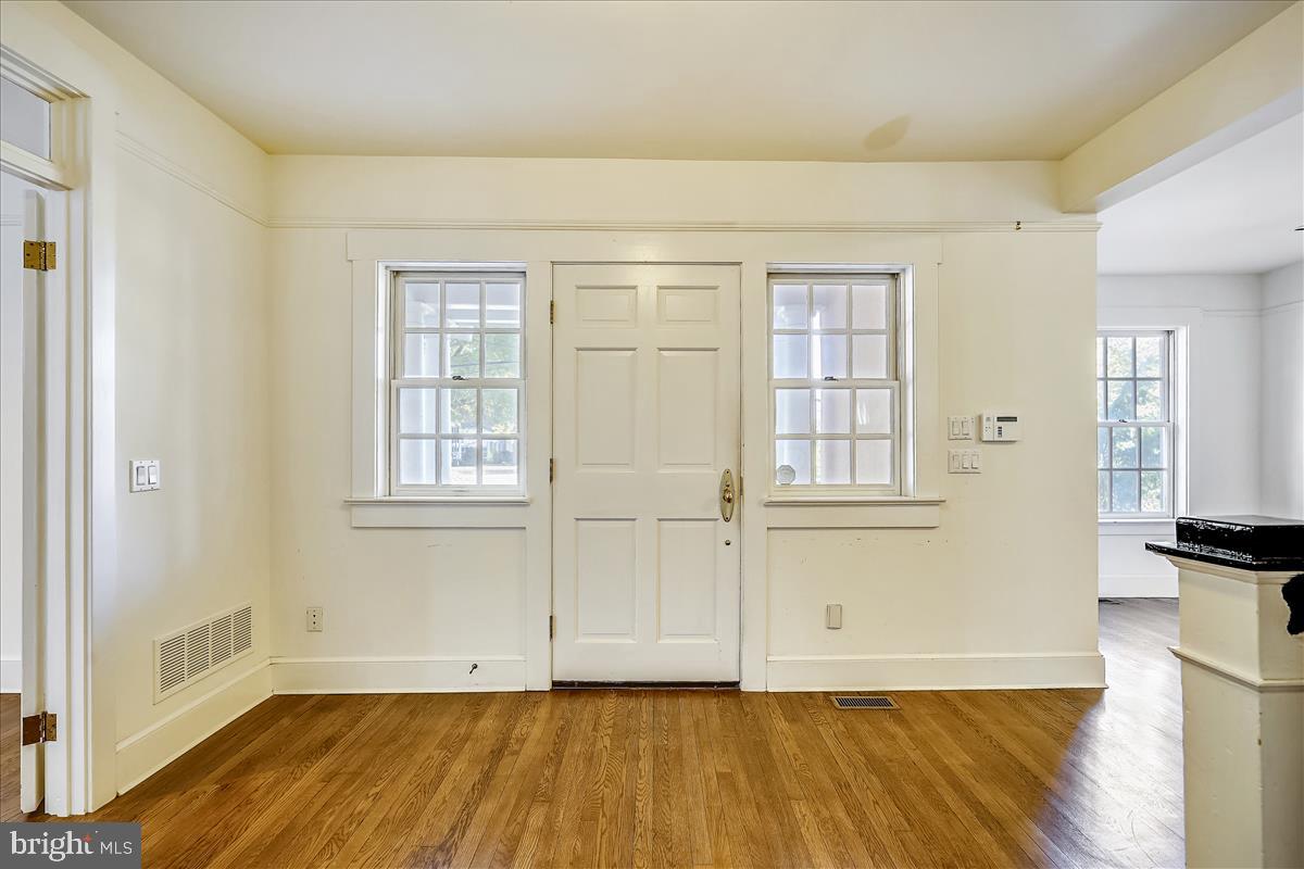 HISTORIC DISTRICT - Residential Lease