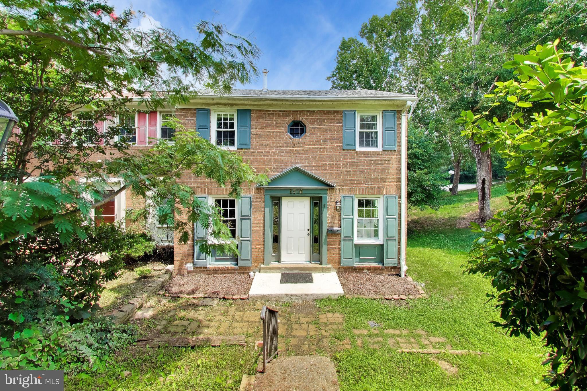1306 MEAD TERRACE
