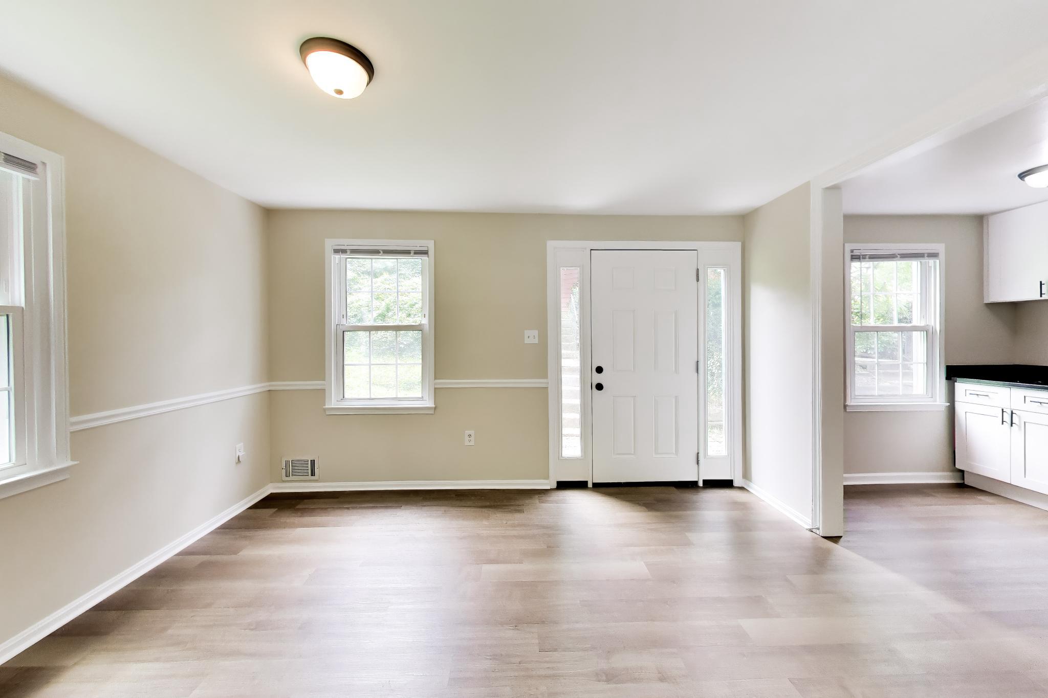 1306 MEAD TERRACE