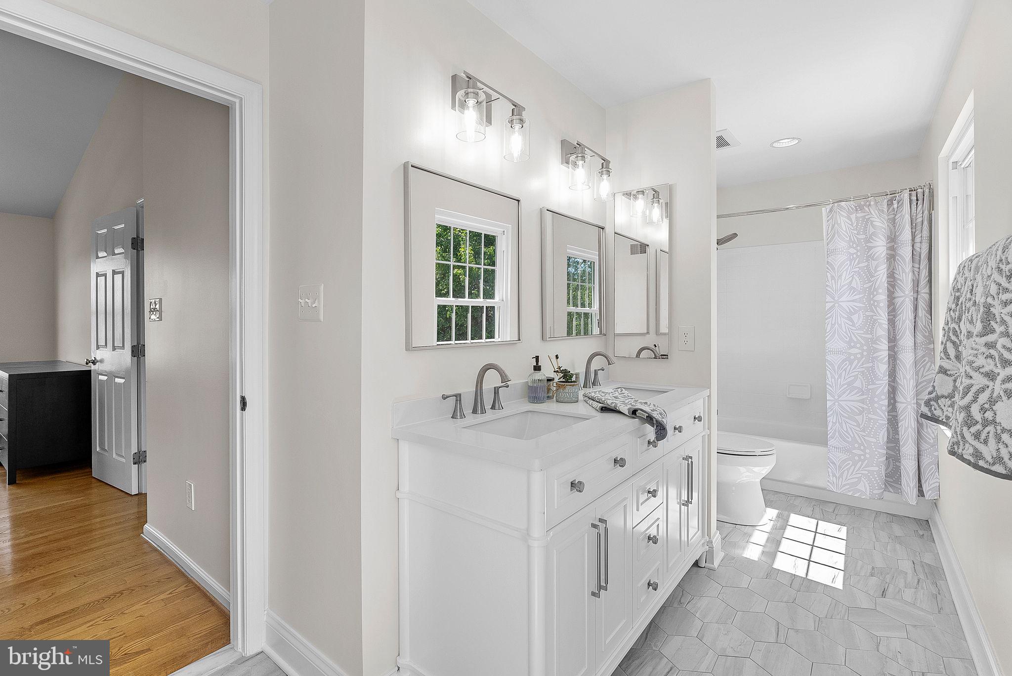 BELMONT RIDGE - Residential