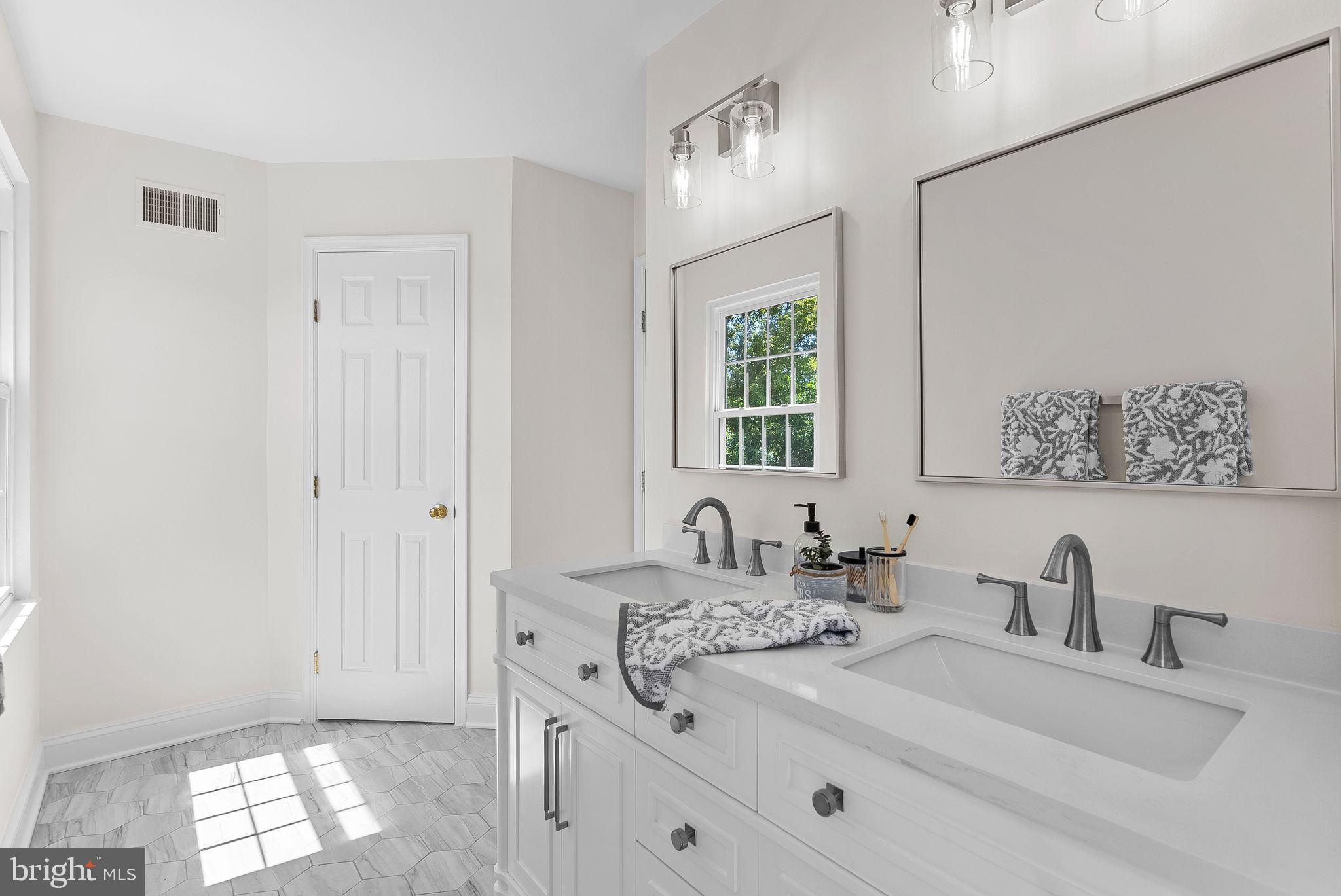 BELMONT RIDGE - Residential