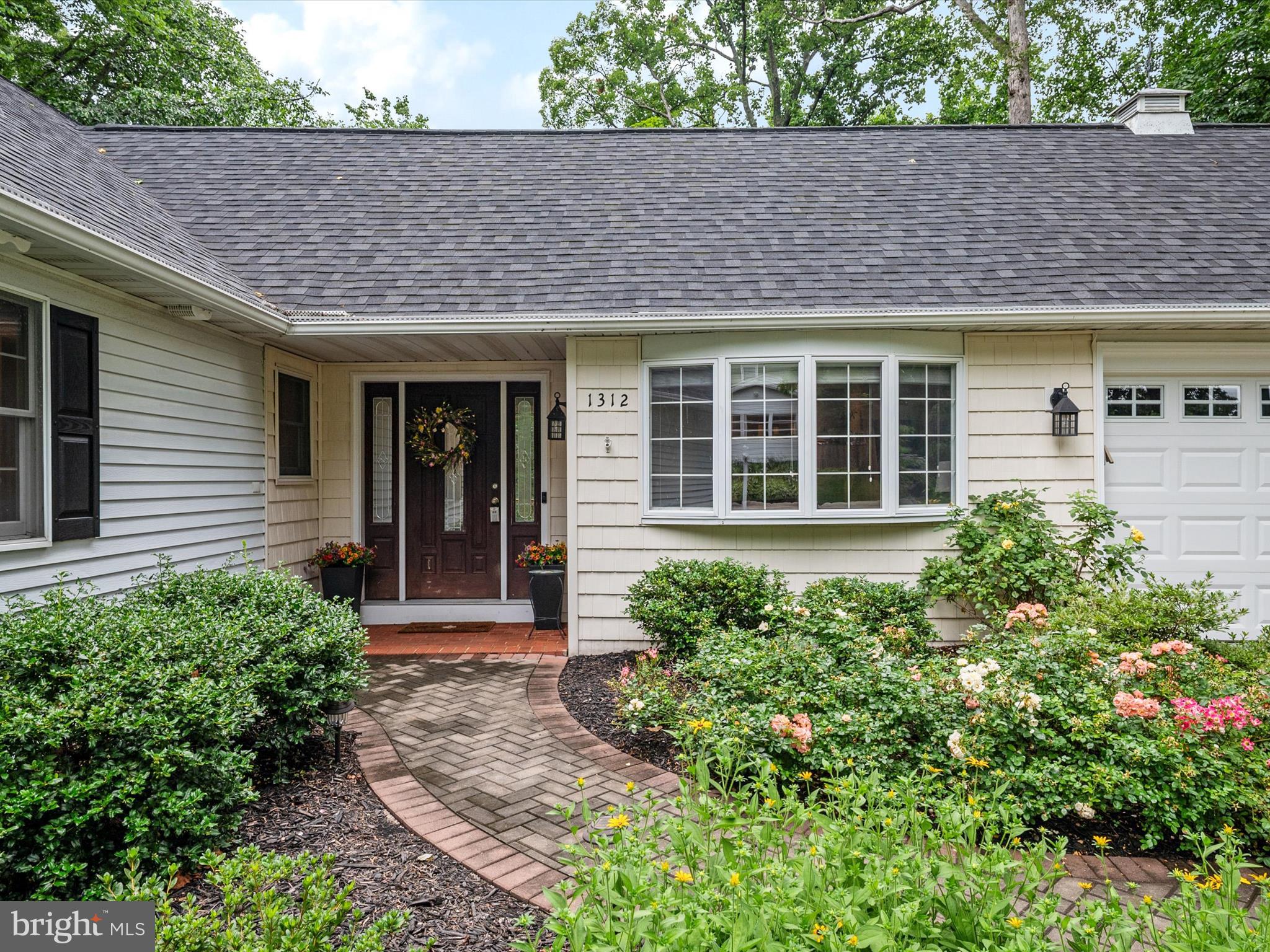 1312 HOMEWOOD LANE