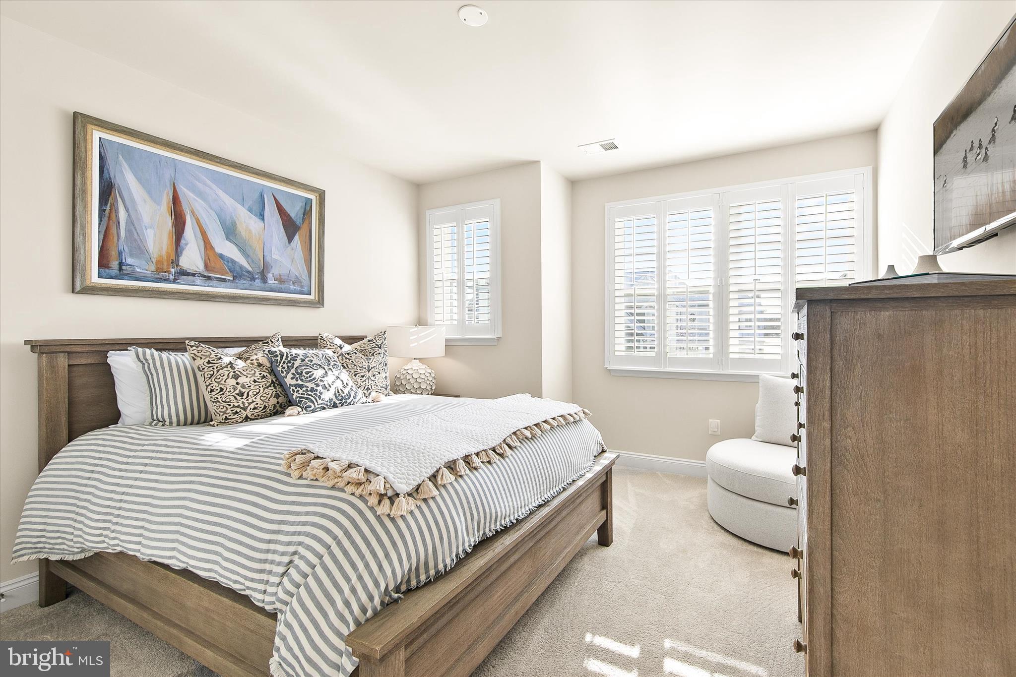 PENINSULA - Residential