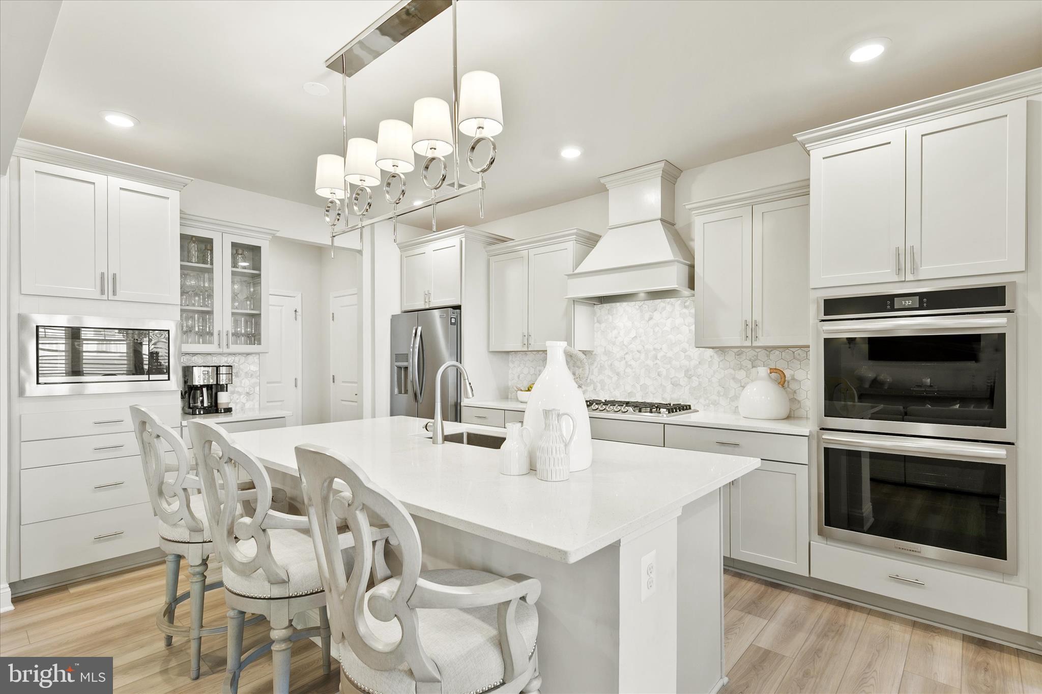 24321 BLUE CRAB AVENUE