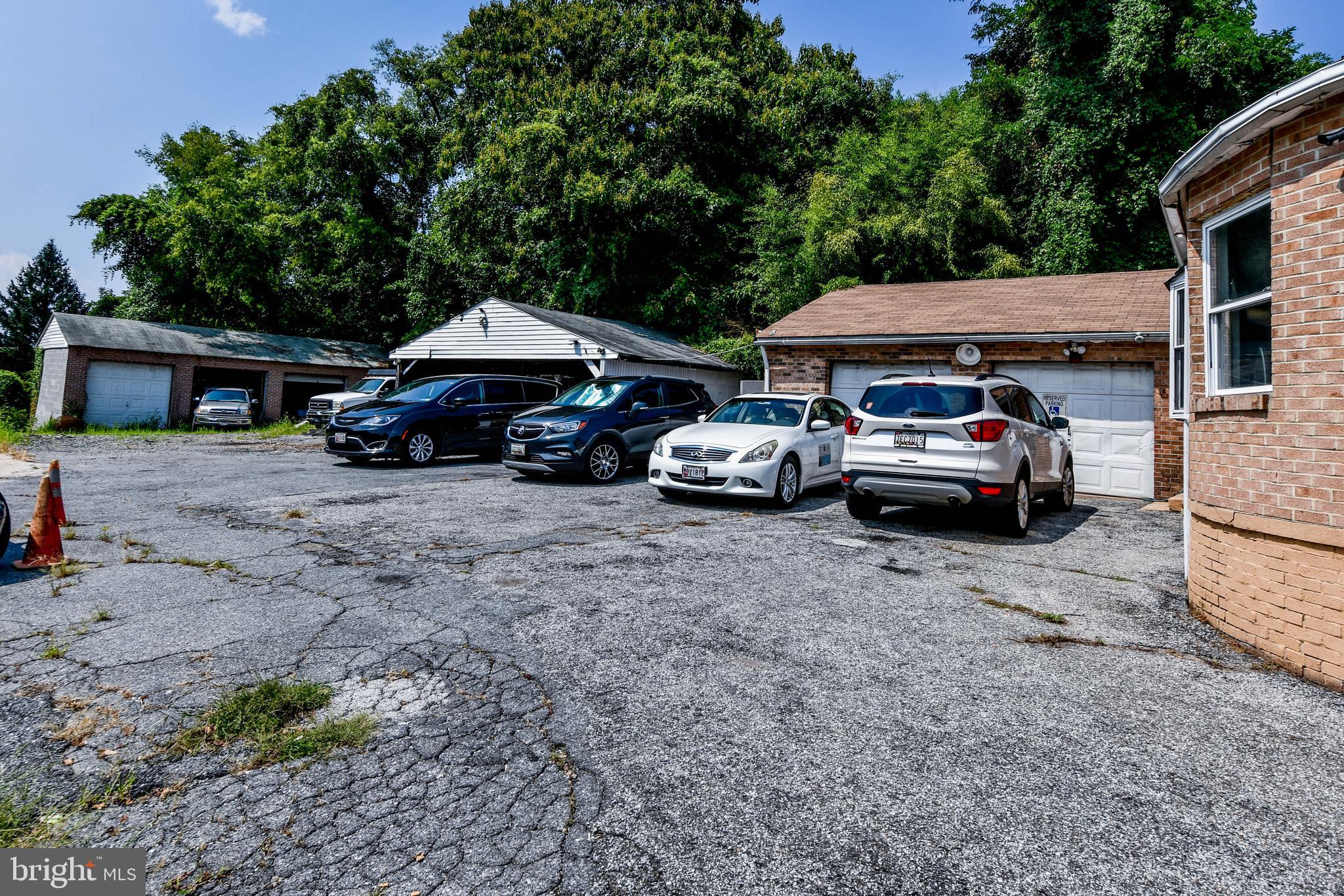 CAPITOL HEIGHTS - Residential