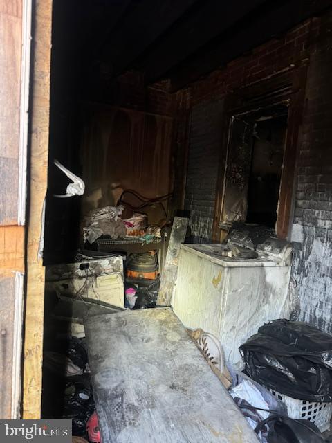 KENSINGTON - Residential