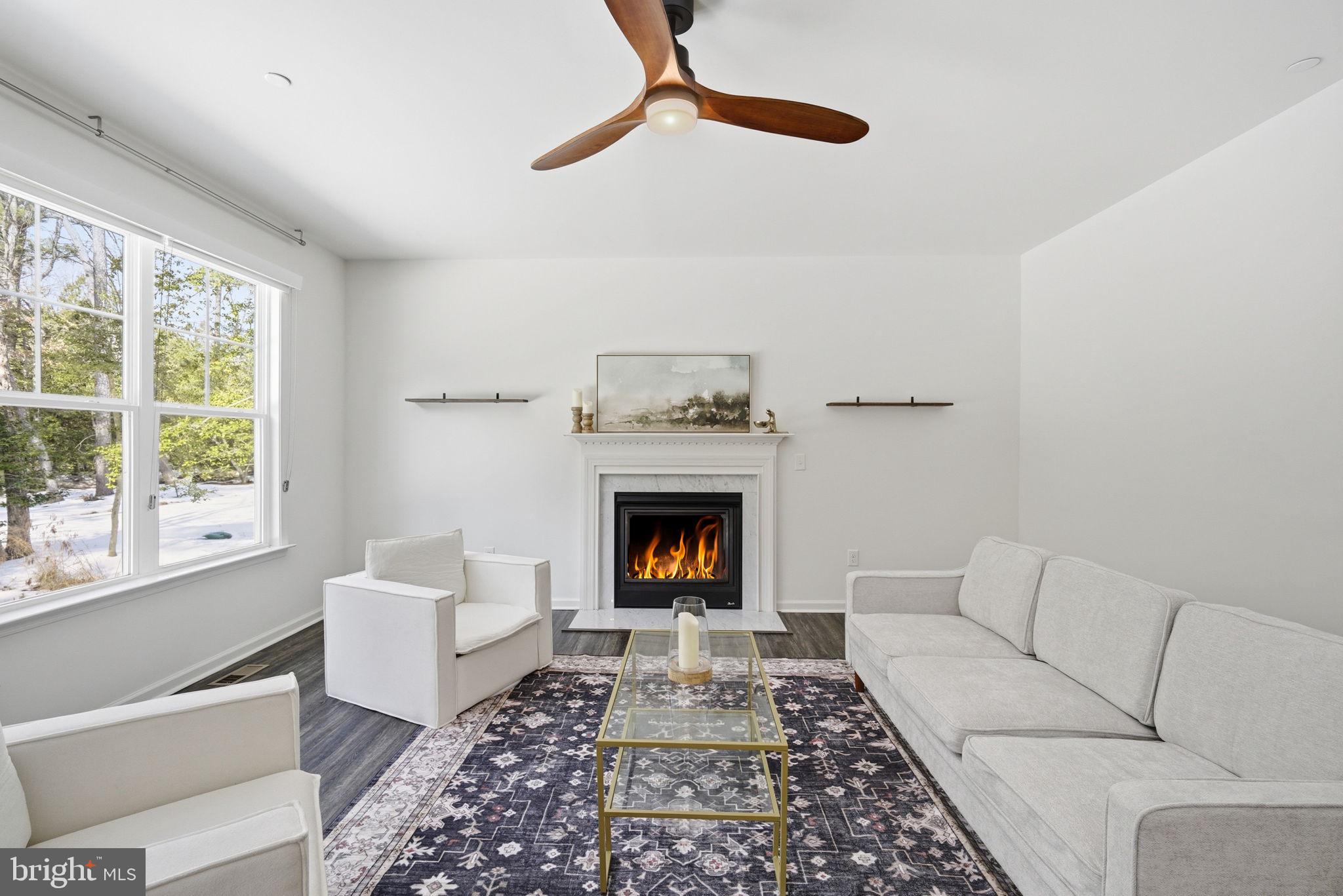 ROMANCOKE ON THE BAY - Residential