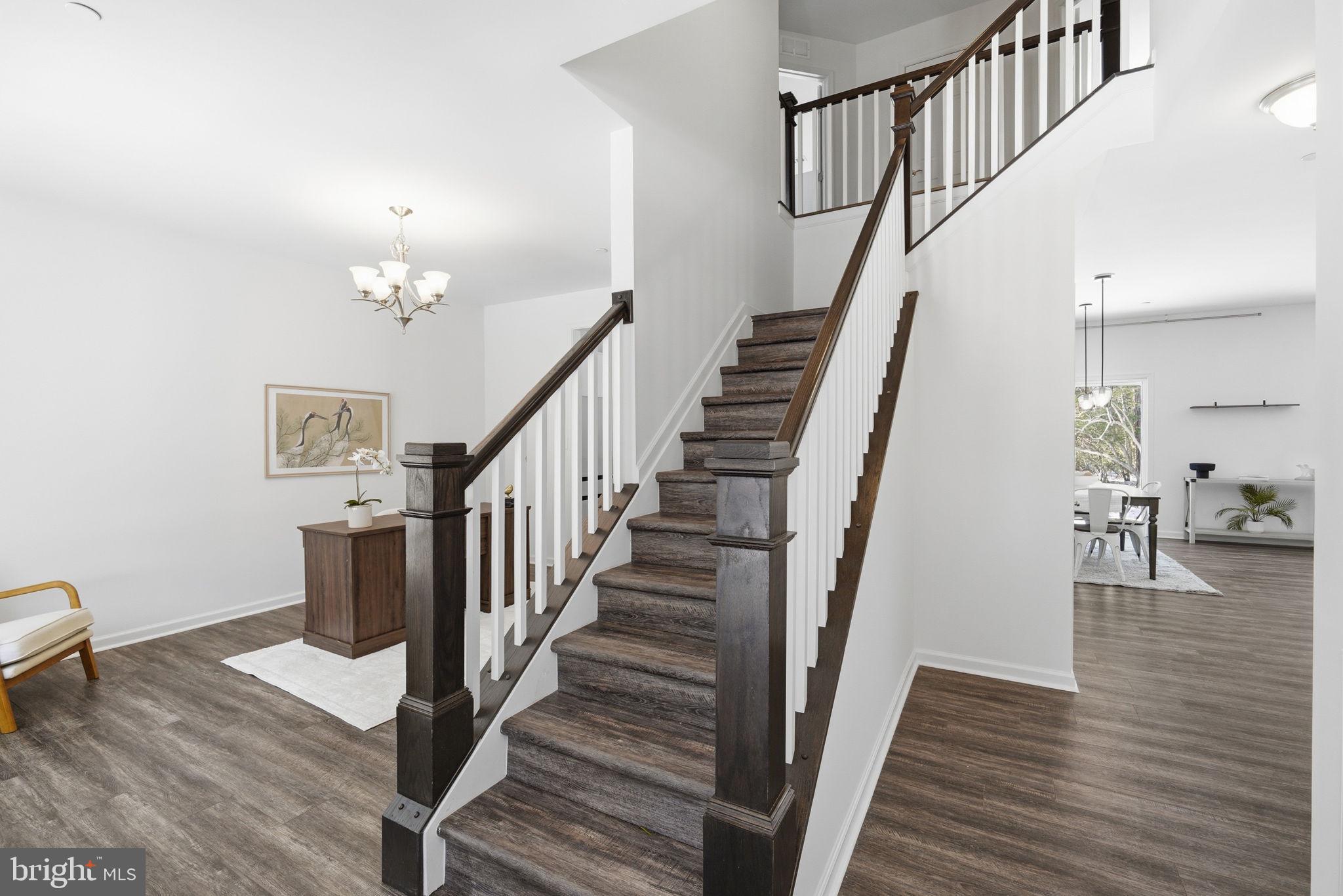 ROMANCOKE ON THE BAY - Residential