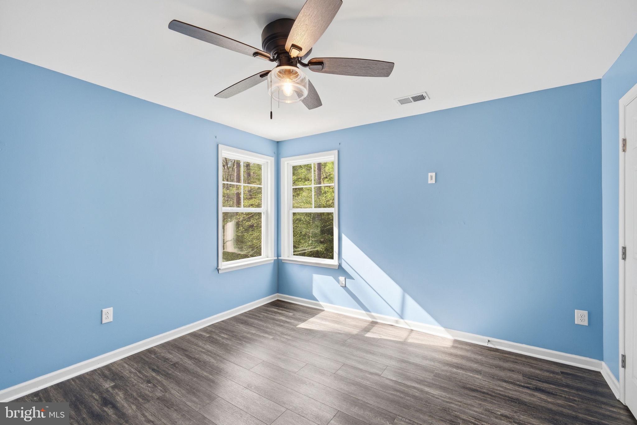 ROMANCOKE ON THE BAY - Residential