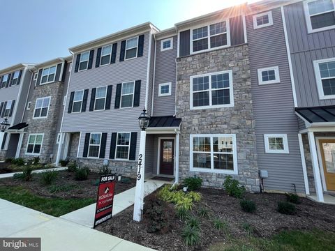 2471 SPRING WATER CIRCLE LANCASTER PA 17601