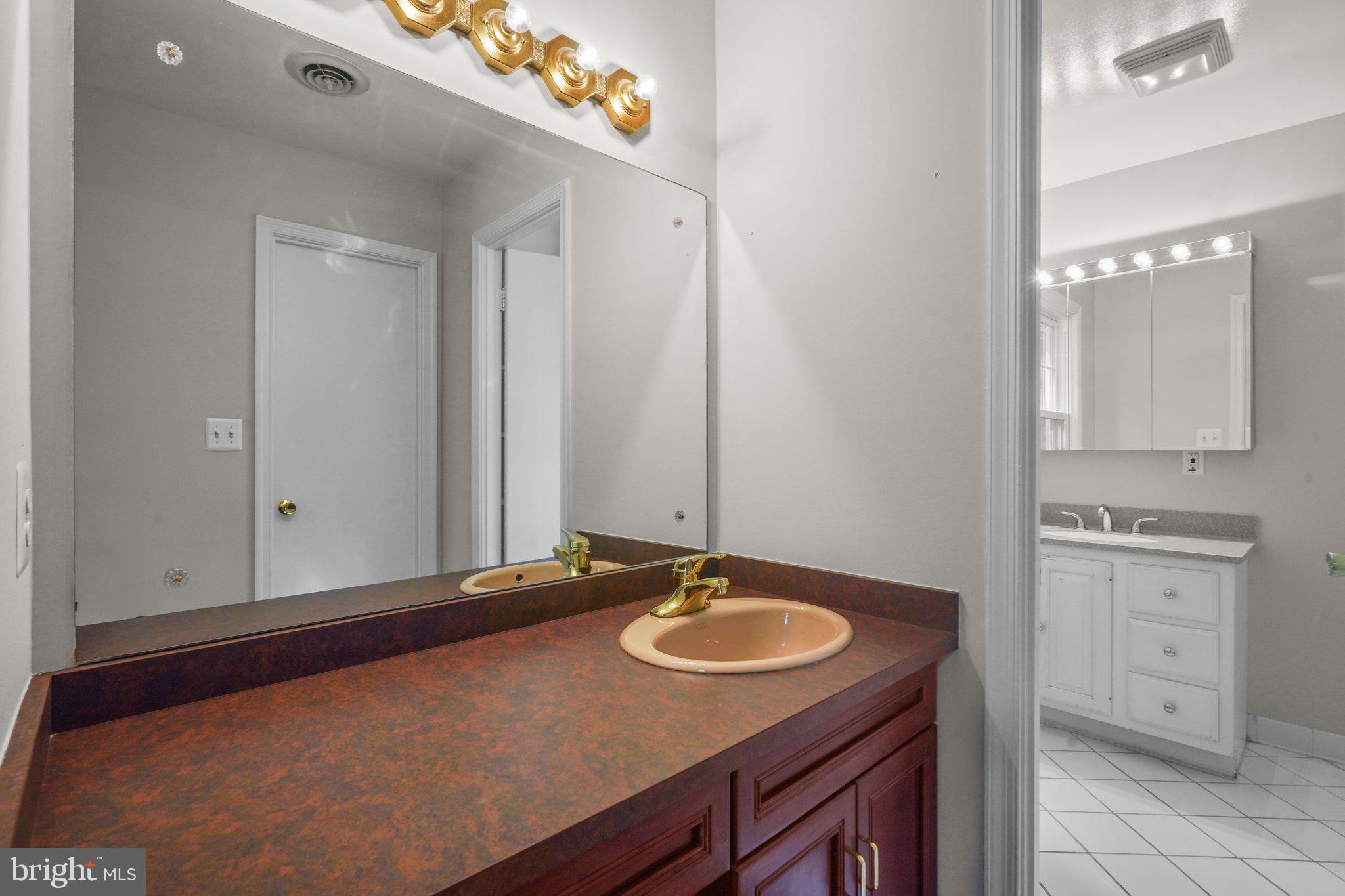 LAYHILL VIEW - Residential