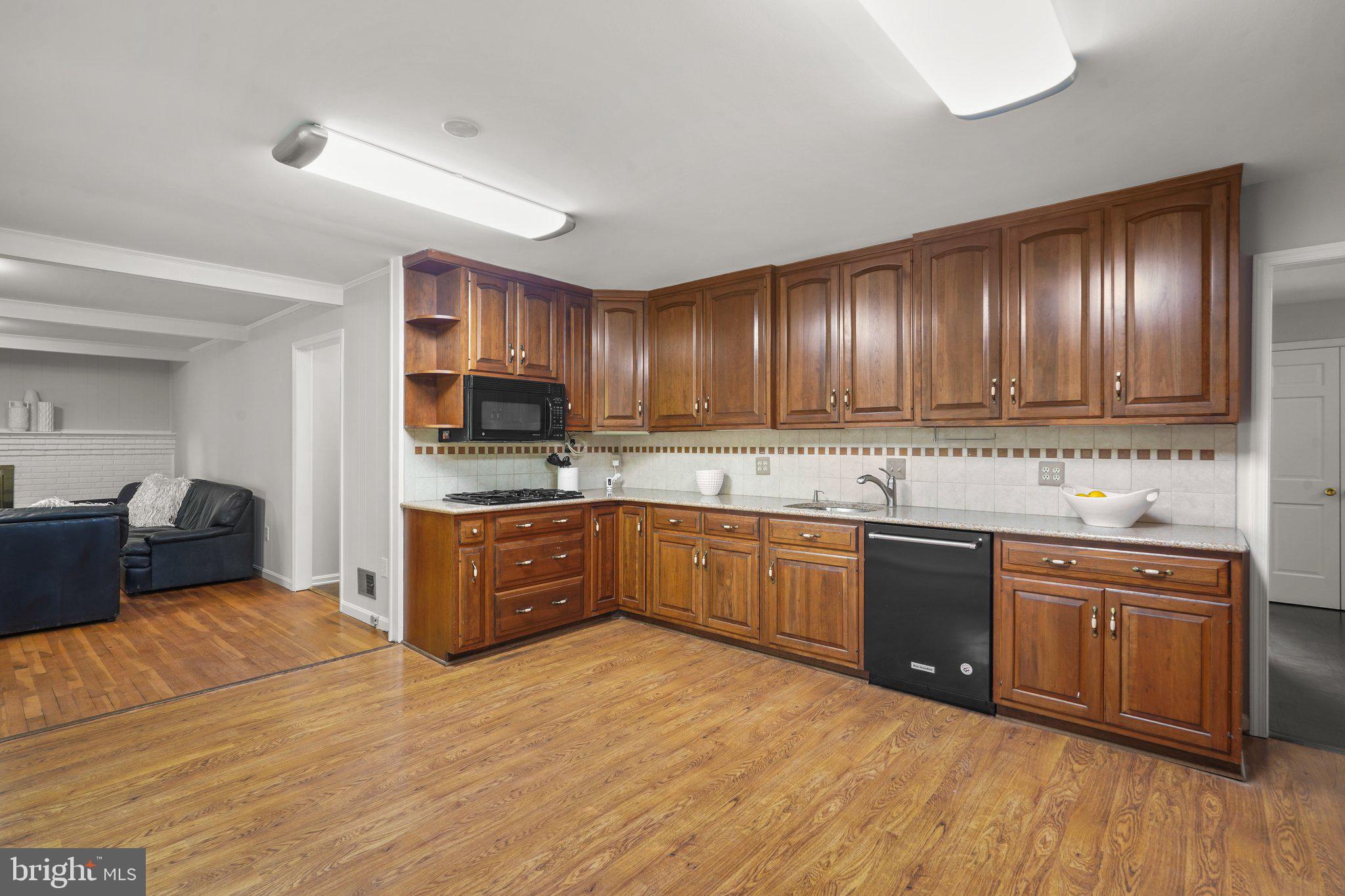 LAYHILL VIEW - Residential