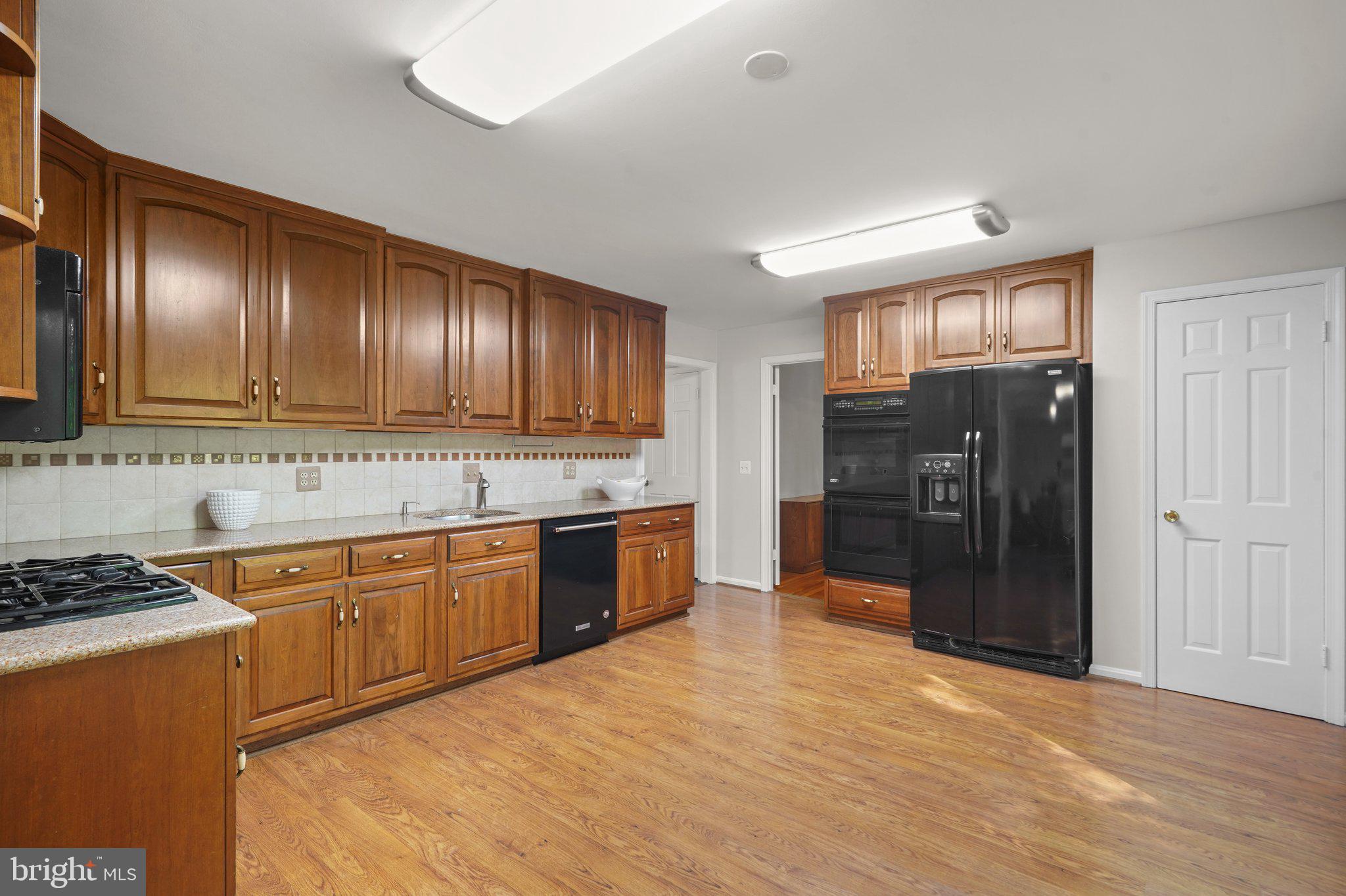 LAYHILL VIEW - Residential