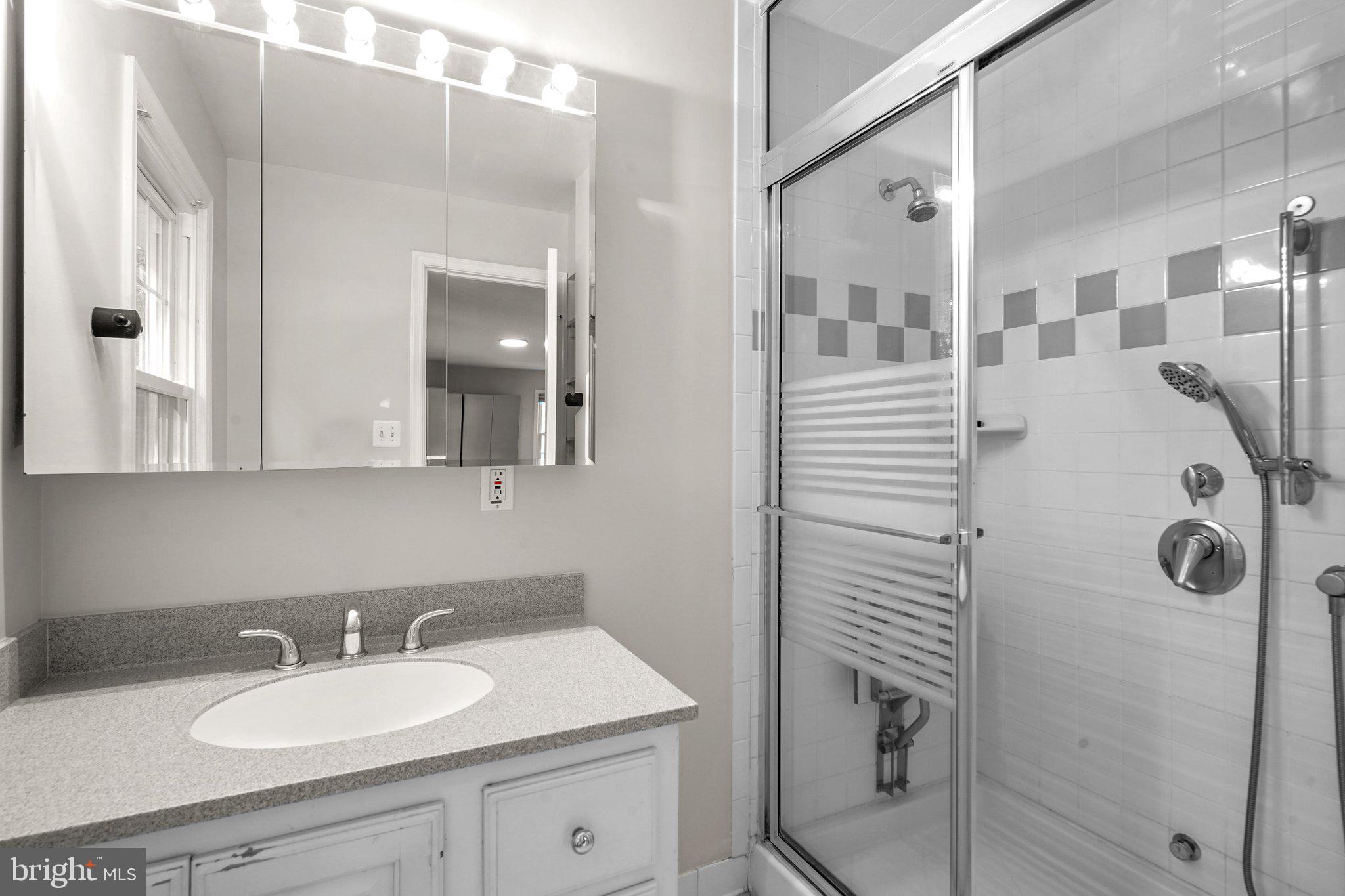 LAYHILL VIEW - Residential