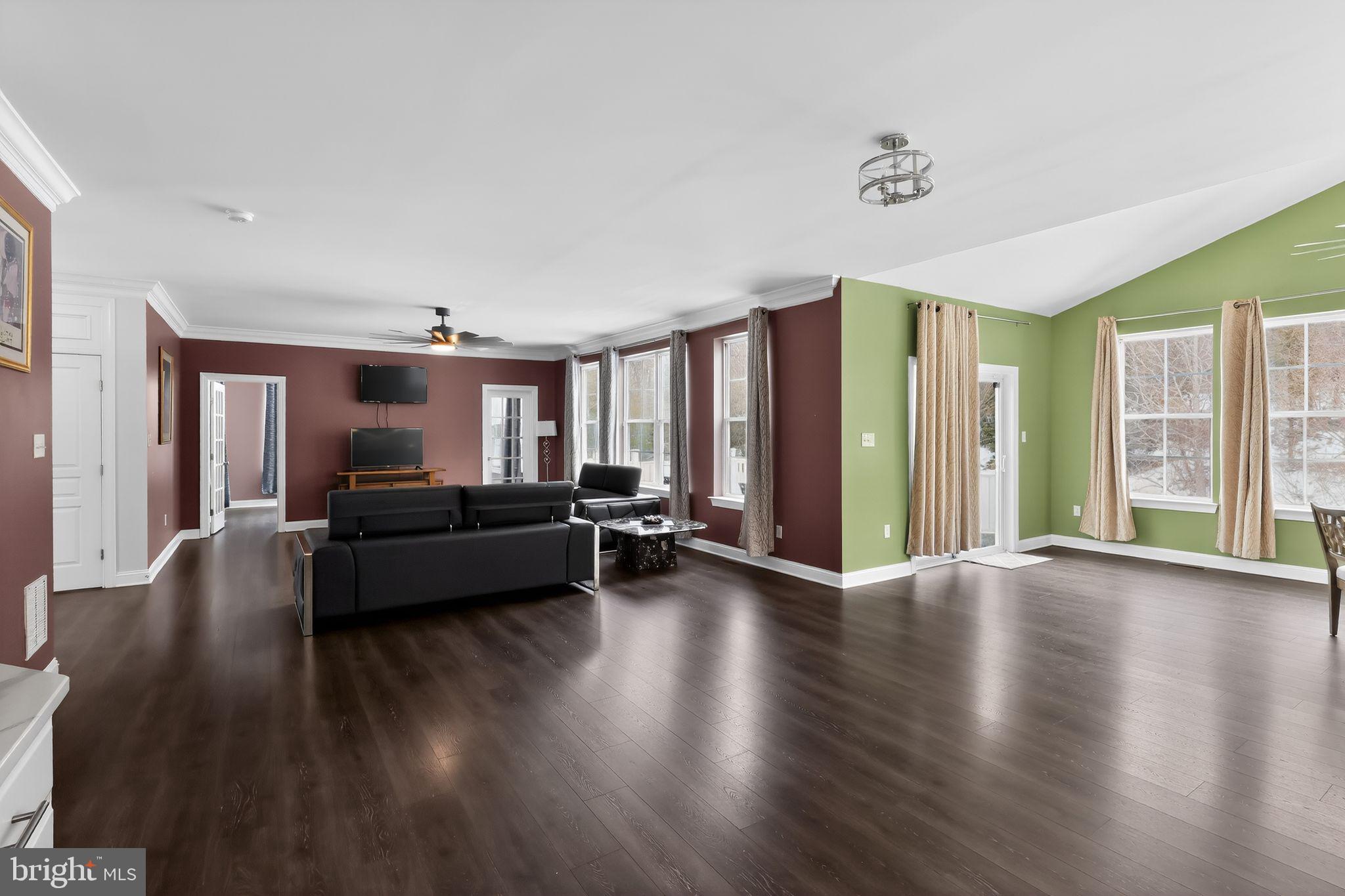 MERIDIAN CROSSING - Residential