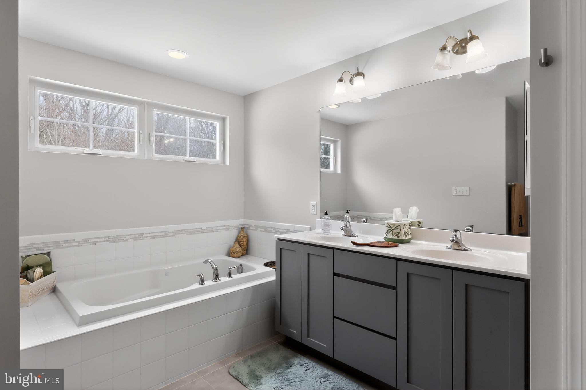 MERIDIAN CROSSING - Residential