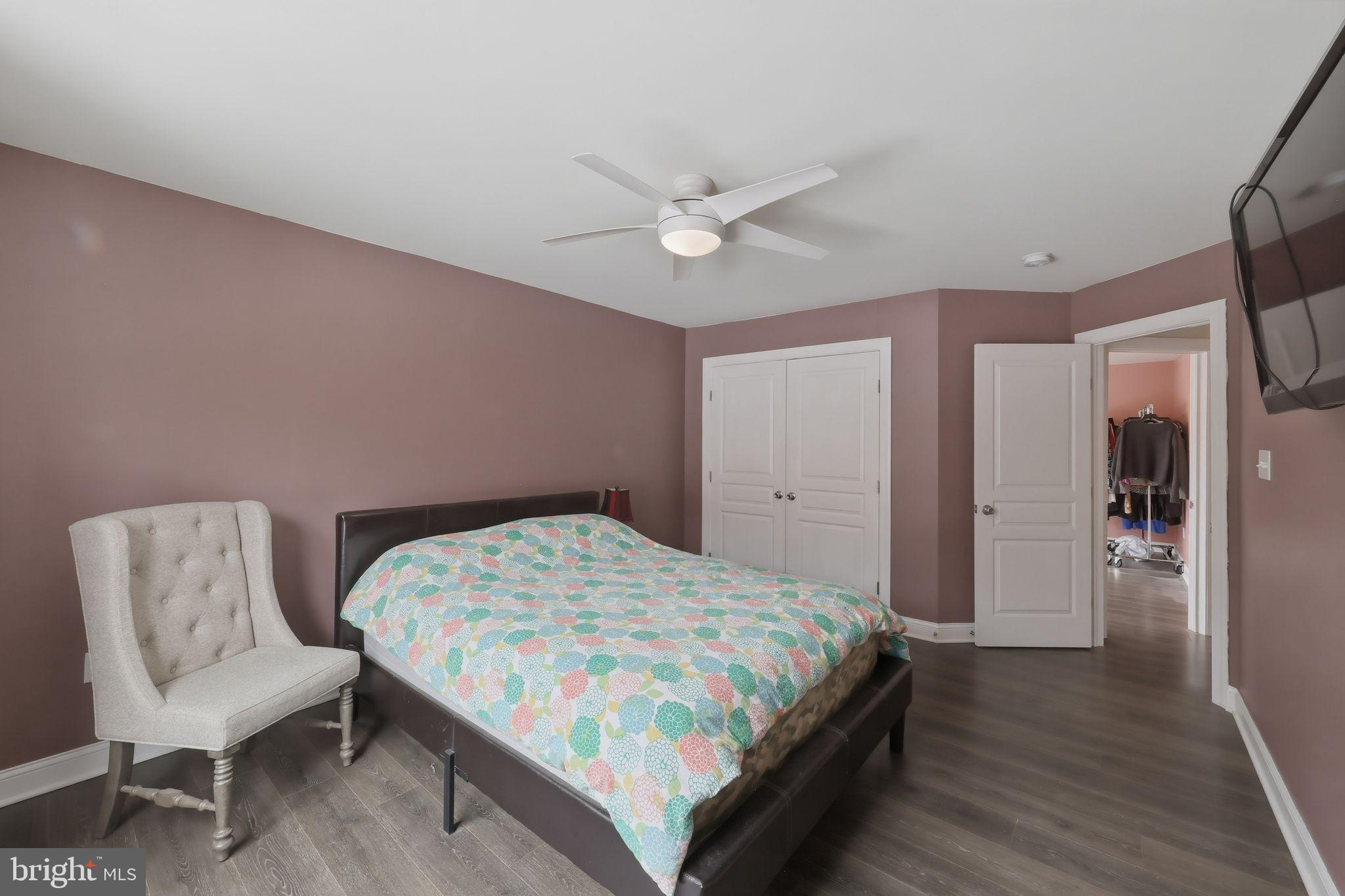 MERIDIAN CROSSING - Residential