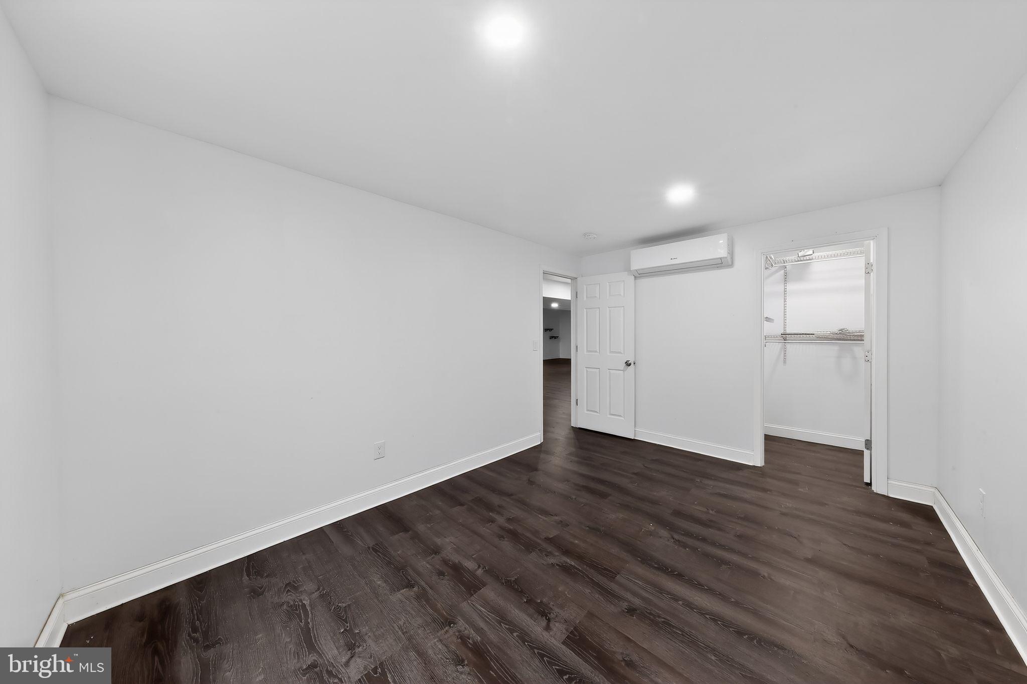 MERIDIAN CROSSING - Residential