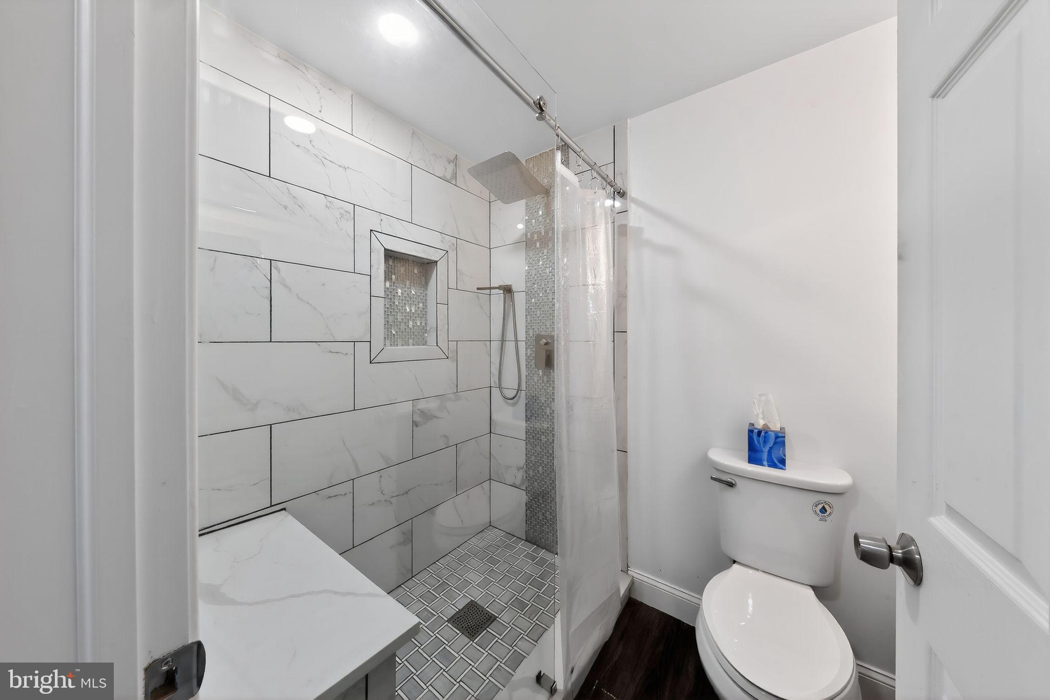 MERIDIAN CROSSING - Residential