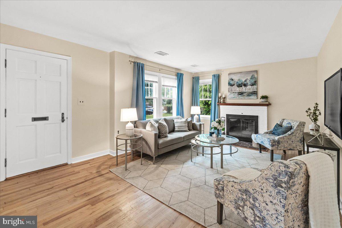 BAKER PARK - Residential