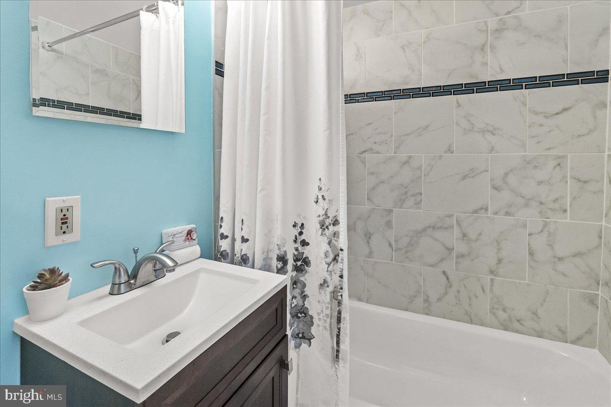 BAKER PARK - Residential