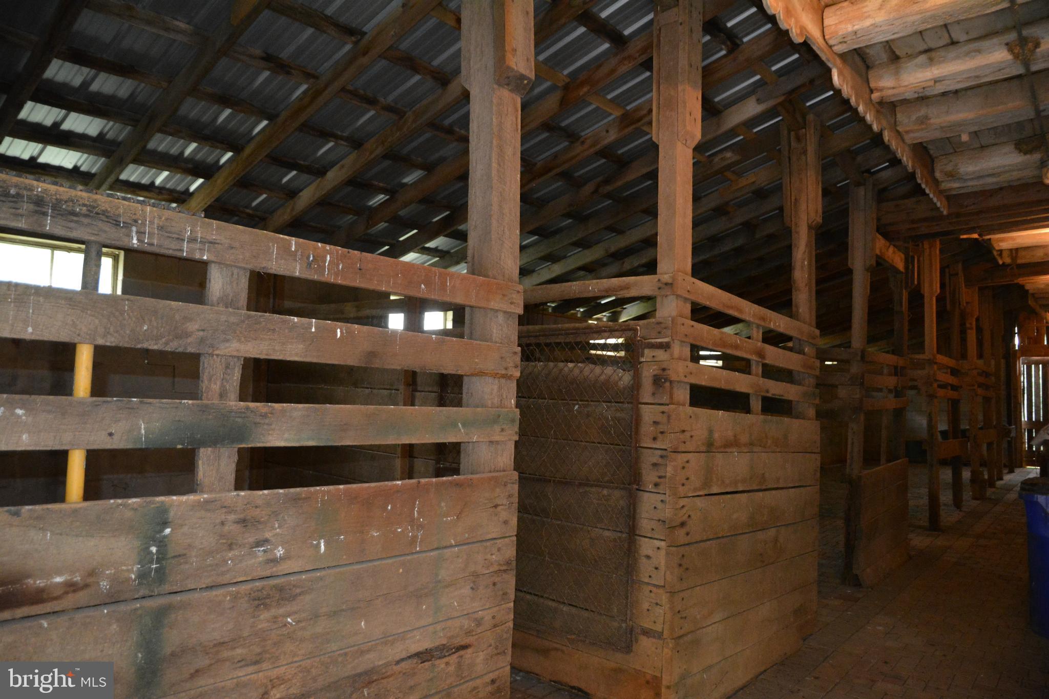 WINDY HILLS - Residential