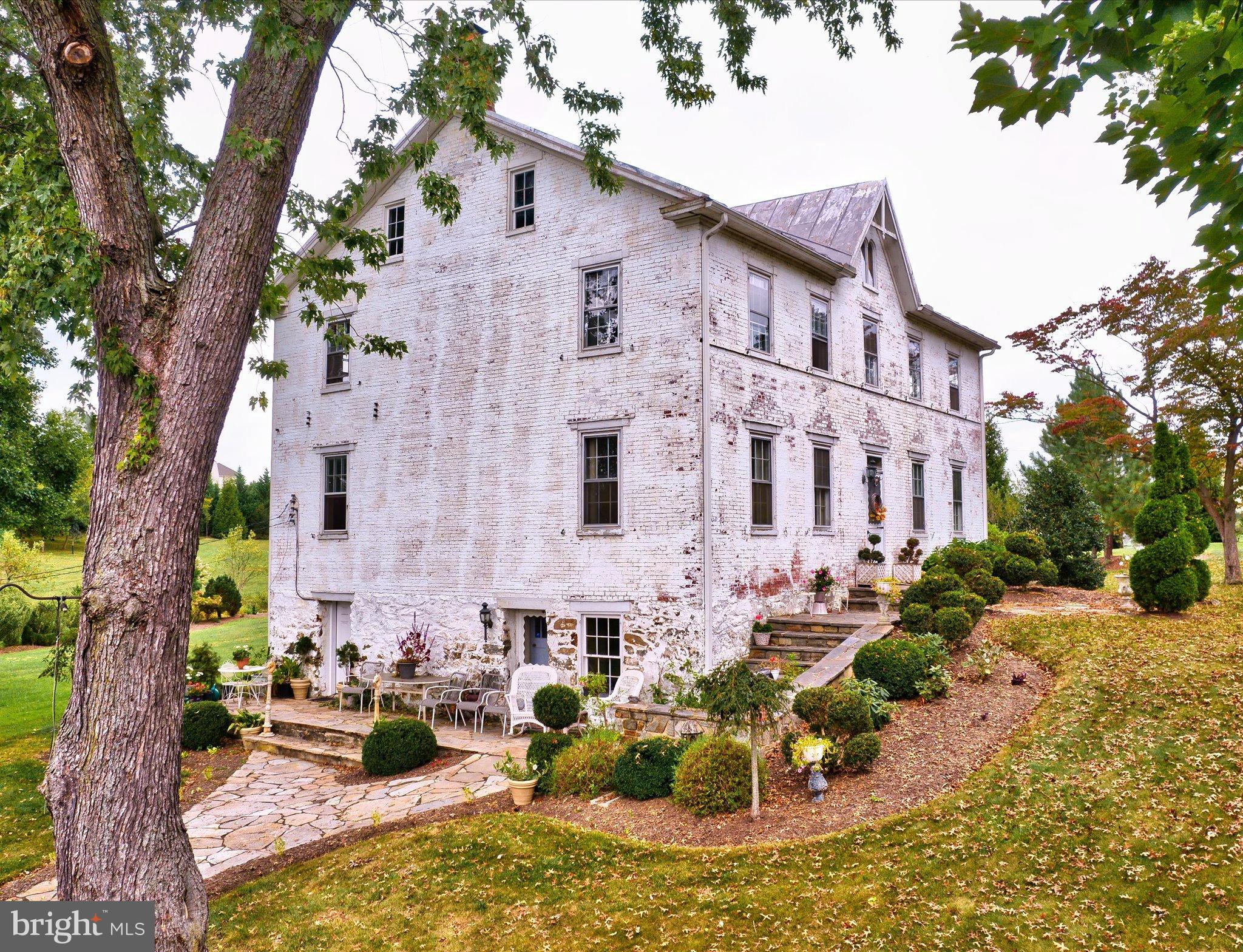 452 SULLIVAN ROAD