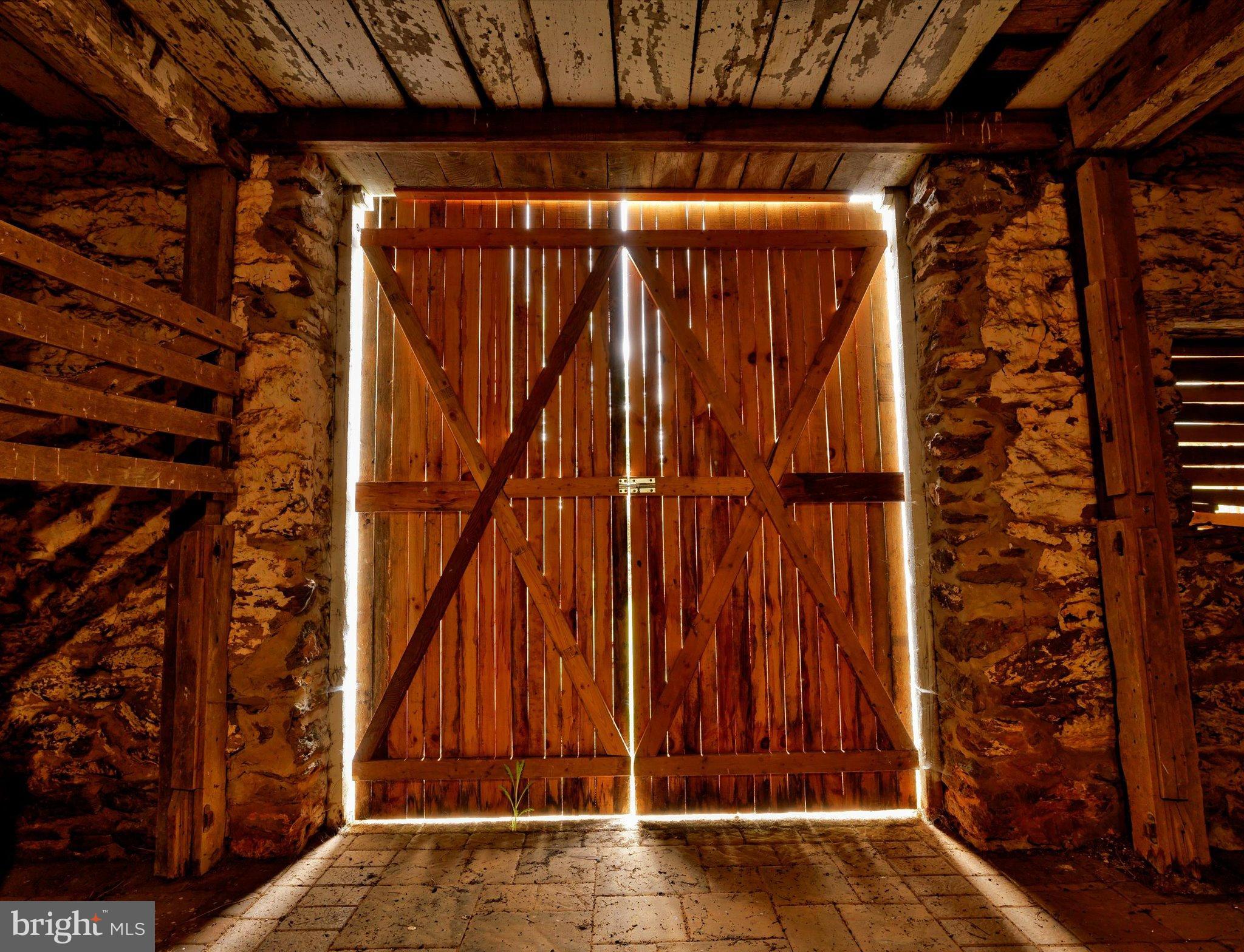 WINDY HILLS - Residential