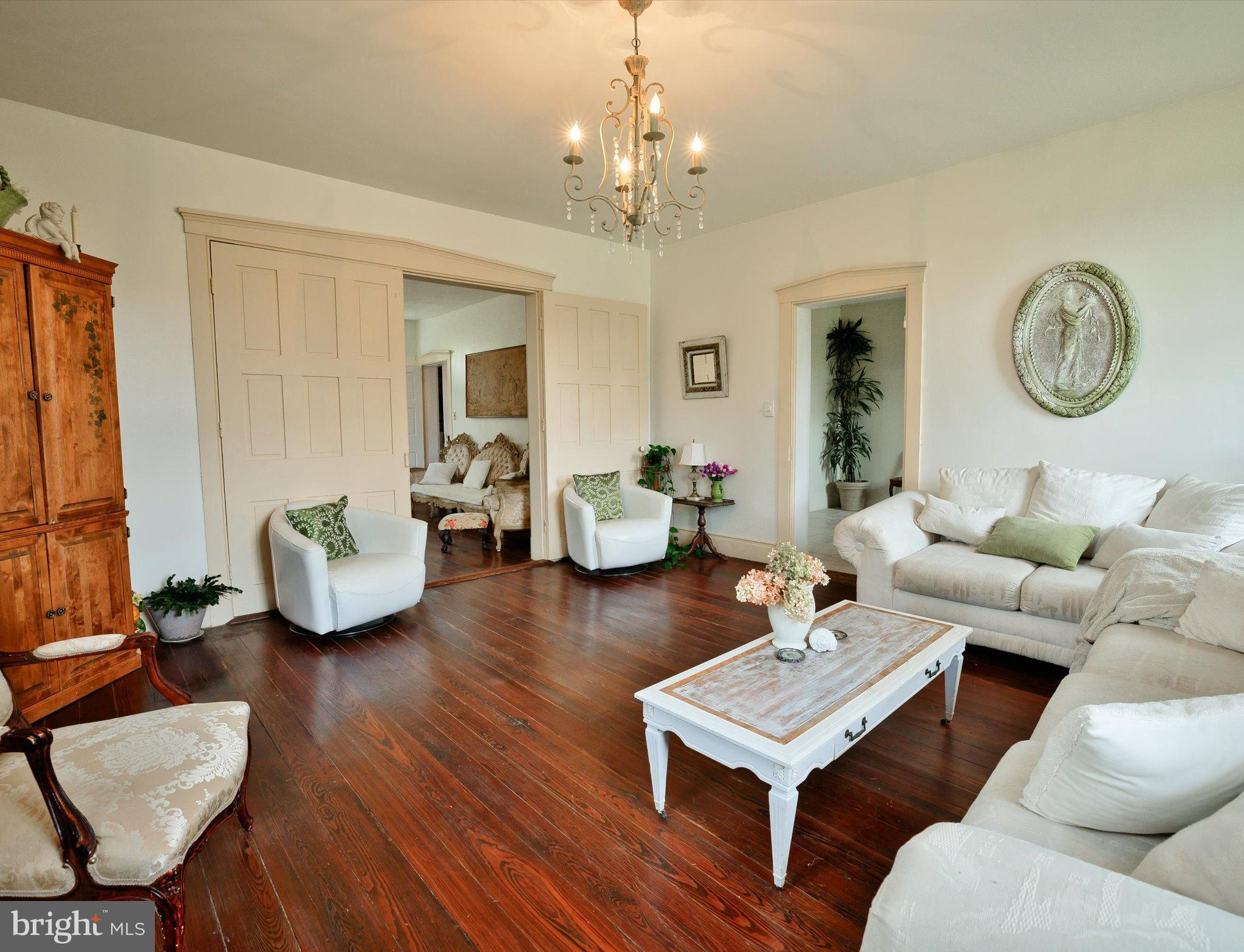 WINDY HILLS - Residential