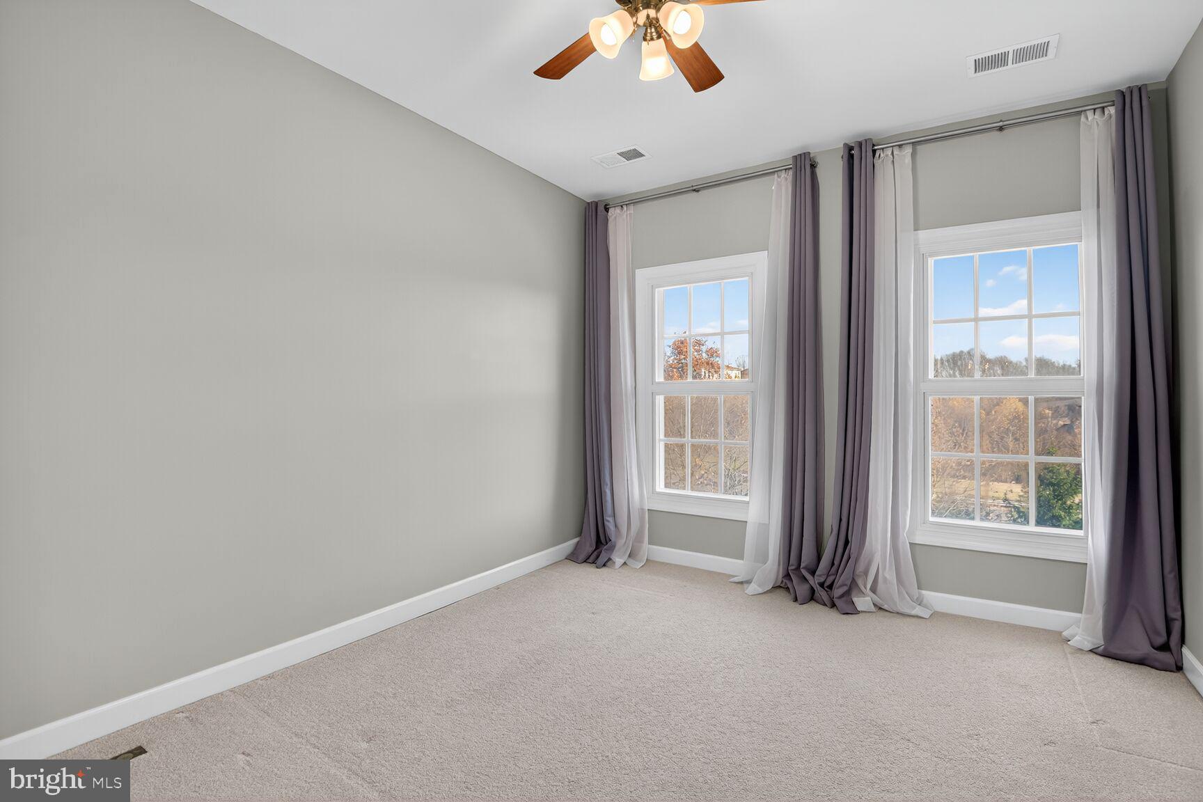 CROWN POINTE - Residential Lease