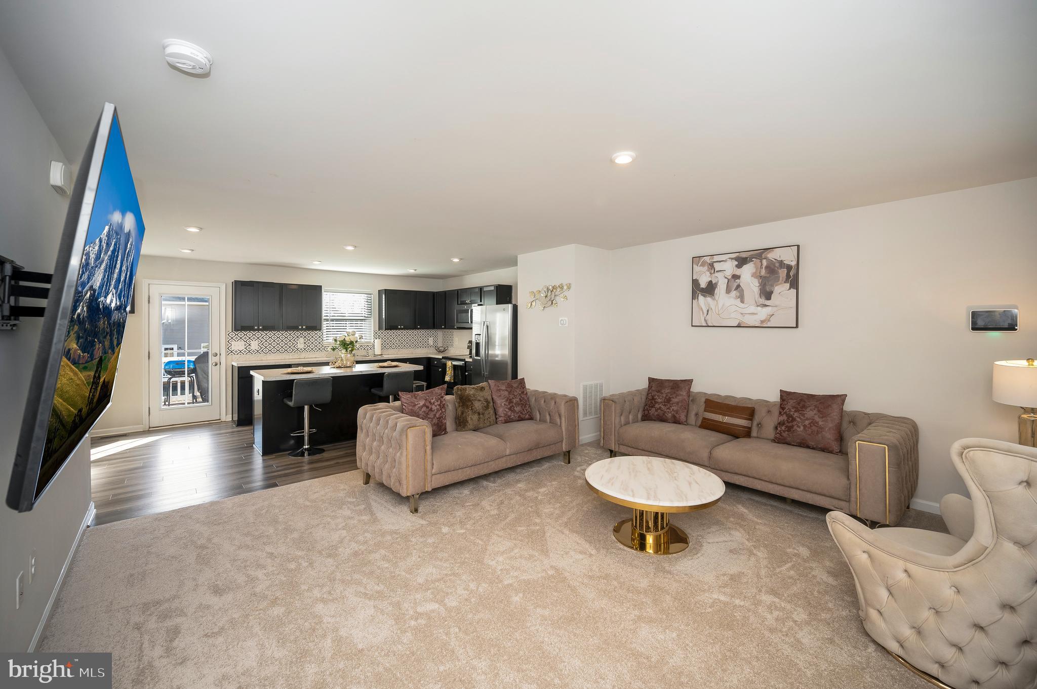 KENDALL HILLS - Residential